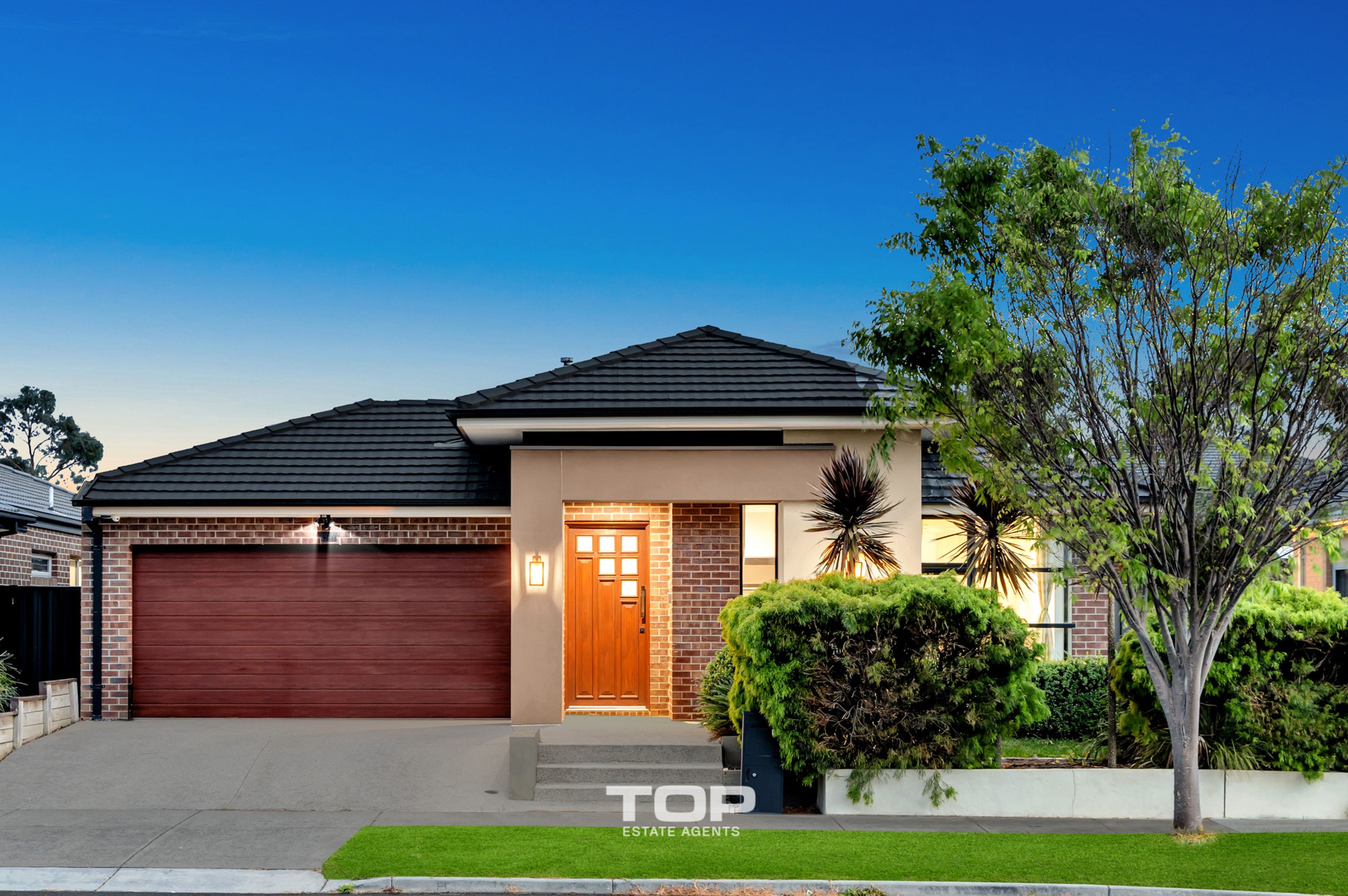 51 Bonnington Boulevard, Clyde North - Image 1
