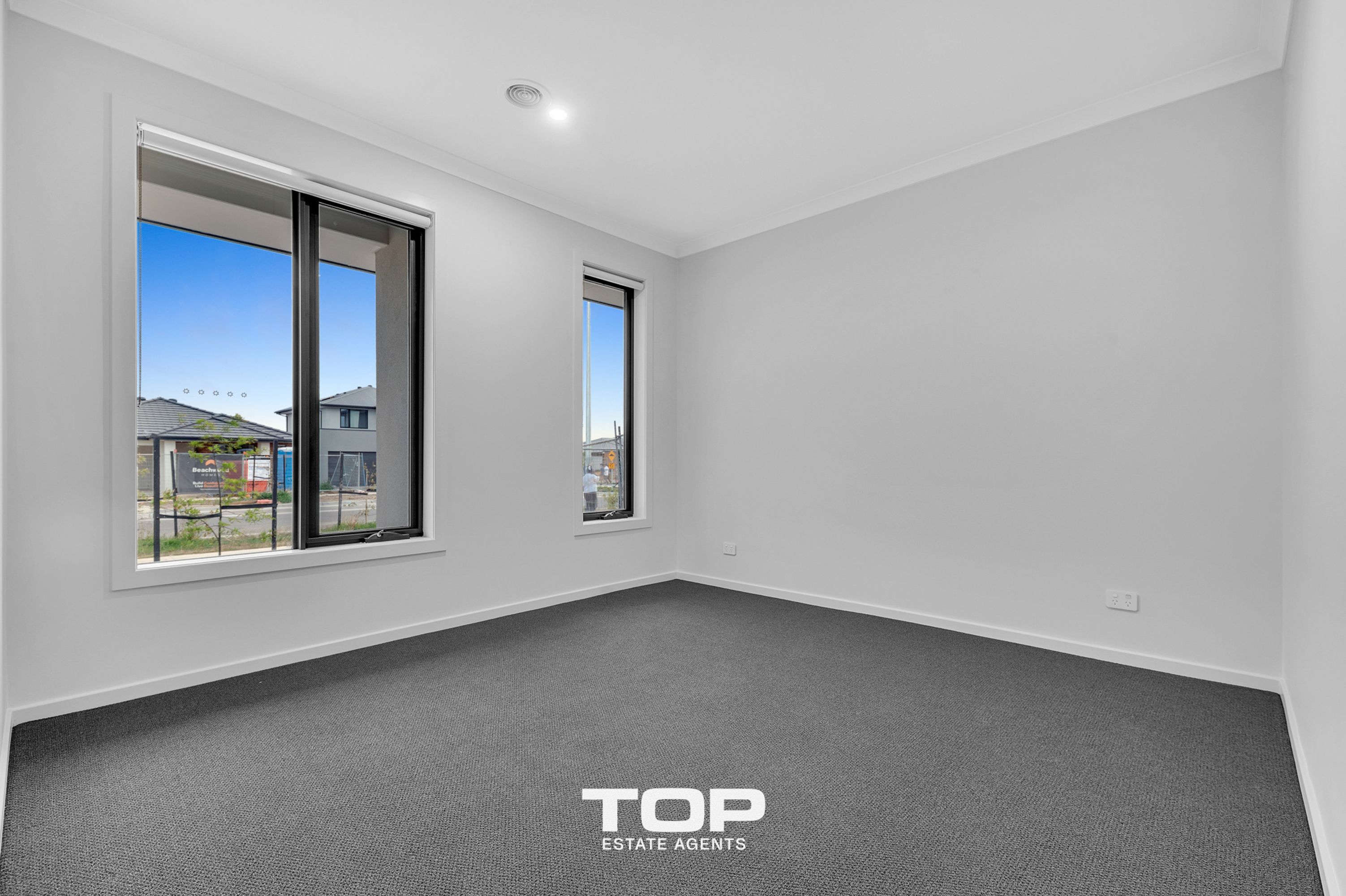 605 Heather Grove, Clyde North - Thumbnail 5