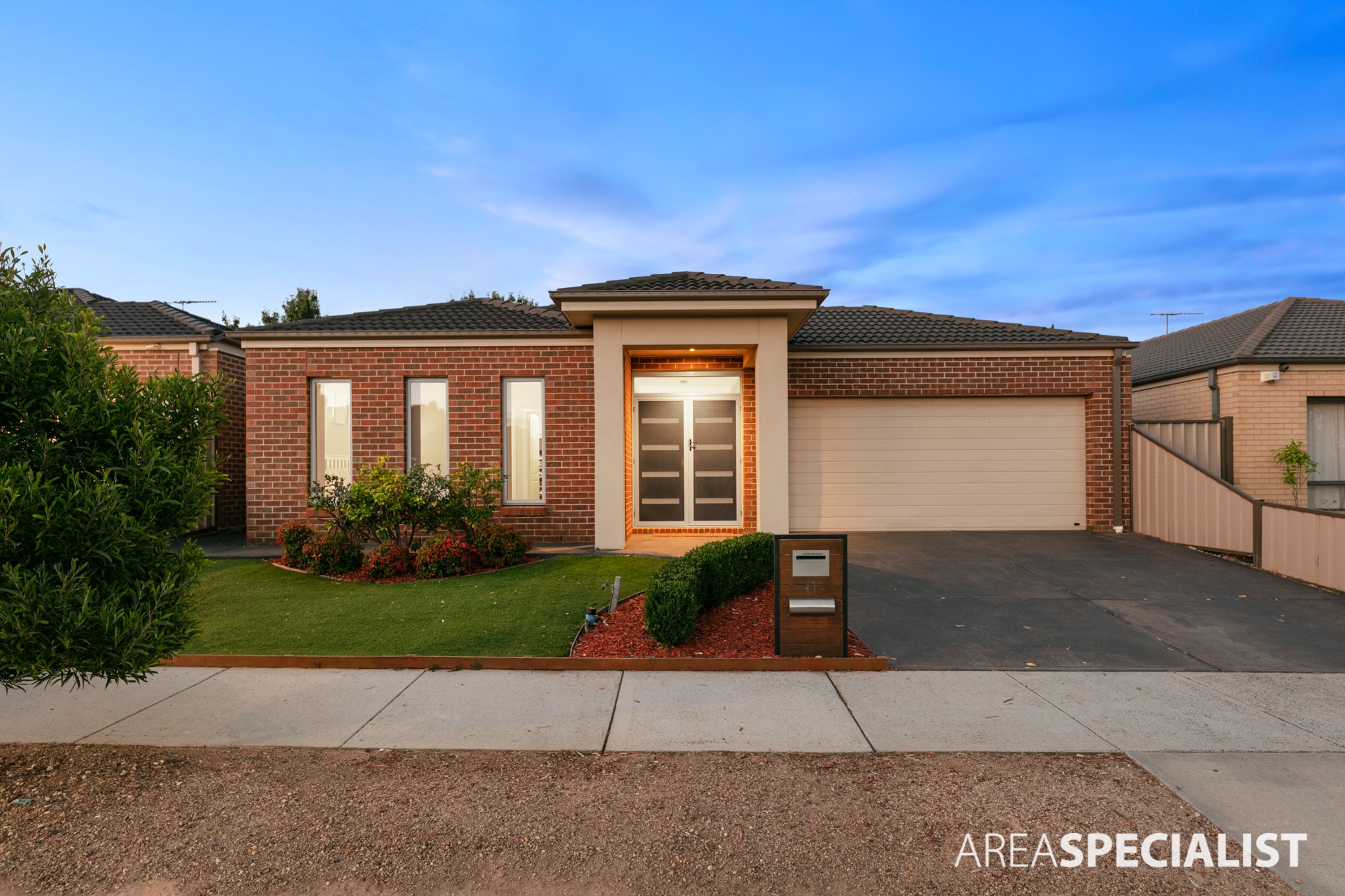 41 Wylie Circuit, Burnside Heights VIC 3023, Burnside Heights - Thumbnail 2