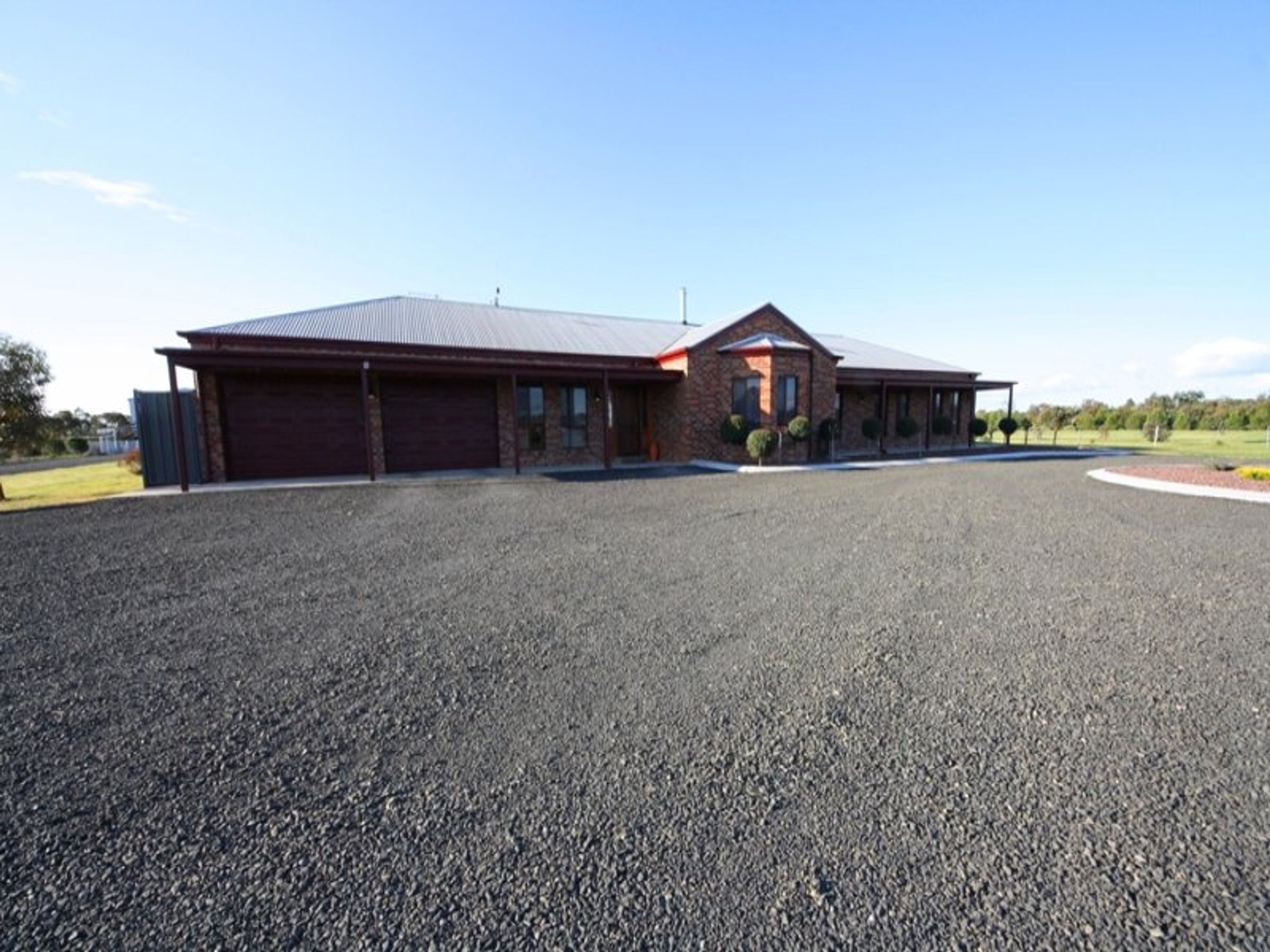 1 Creasey Court, Horsham VIC 3400, Horsham - Thumbnail 2