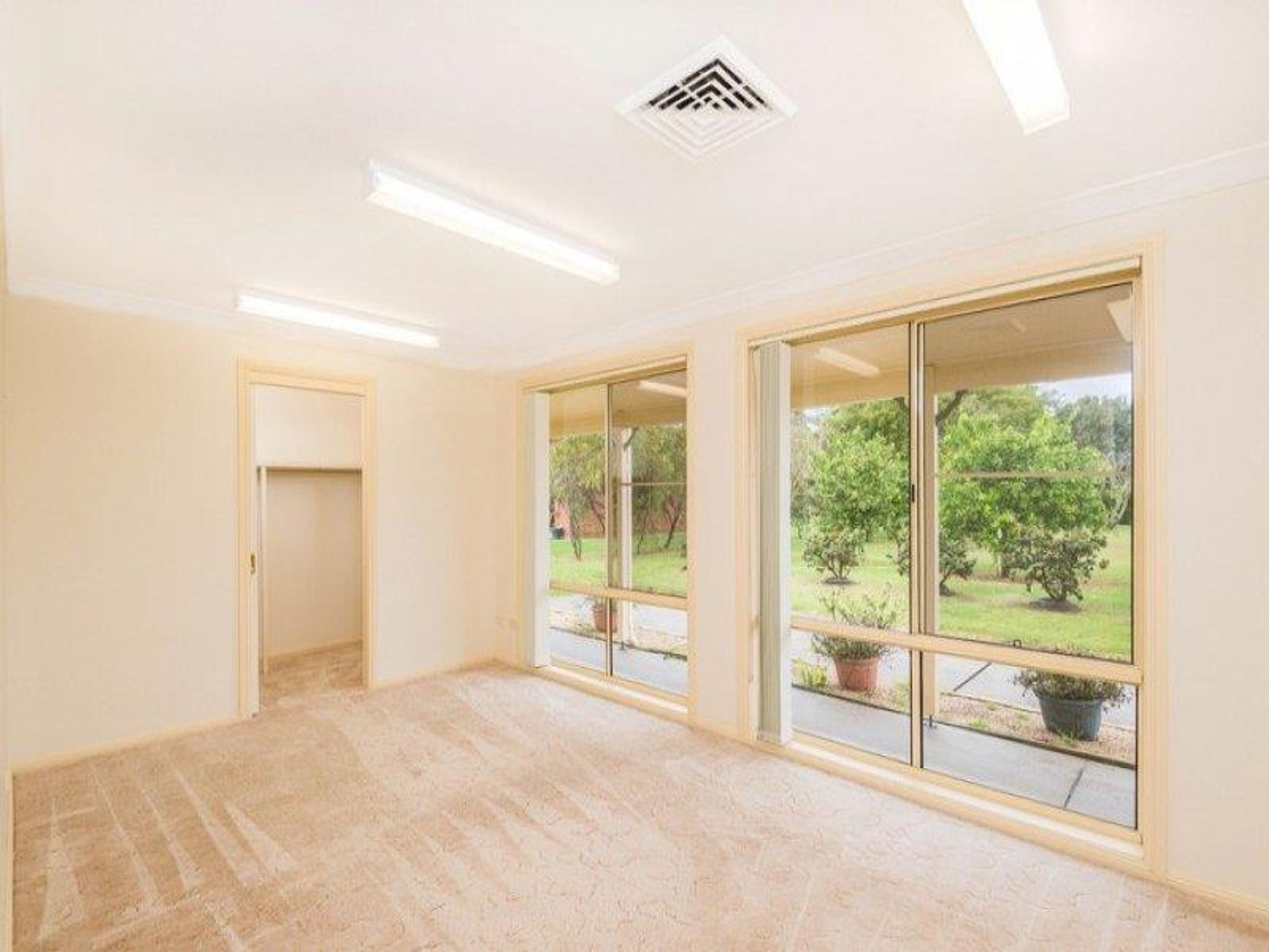 2 Cronin Avenue, Junction Hill - Thumbnail 6