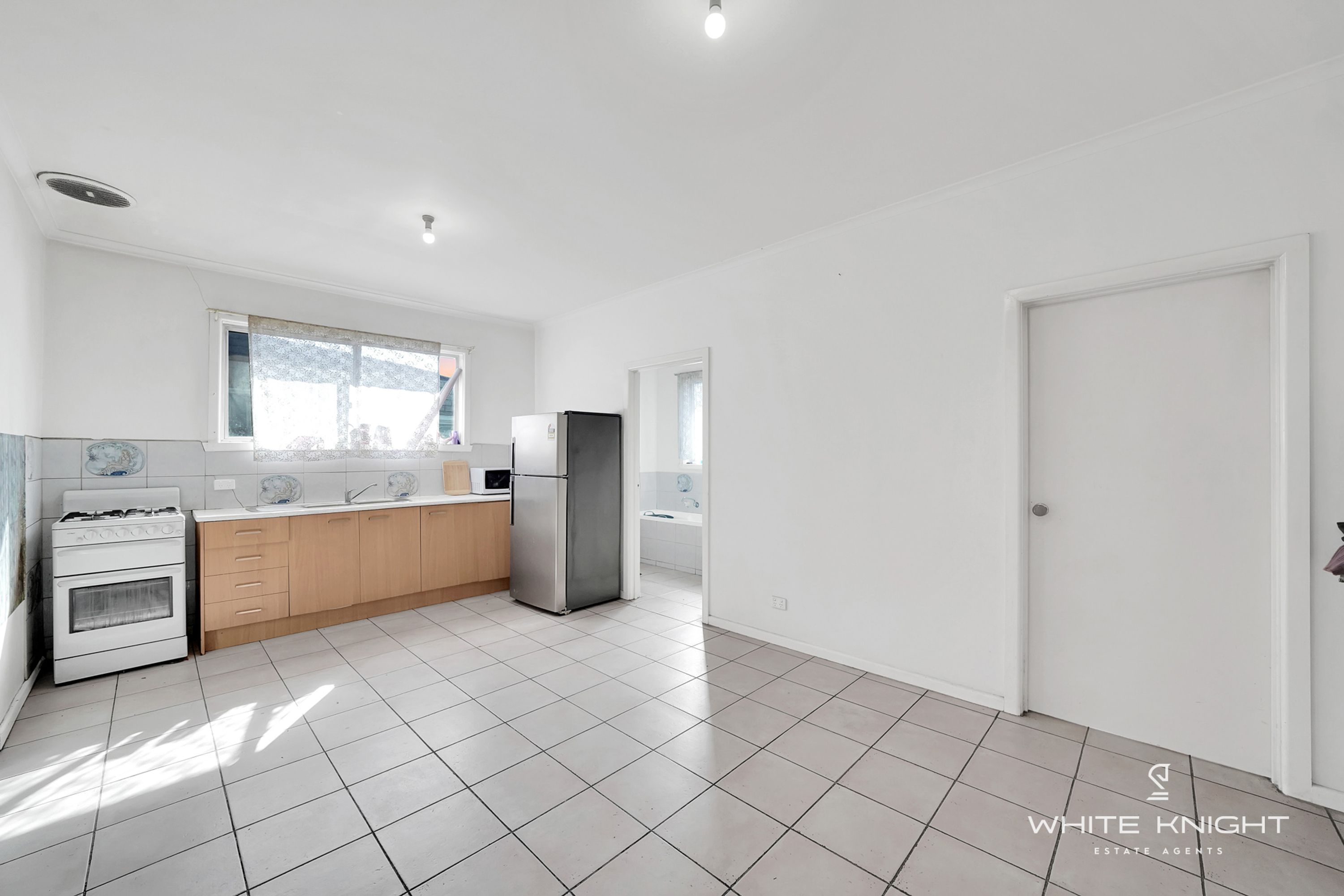 4 James Street, St Albans VIC 3021, St Albans - Thumbnail 3