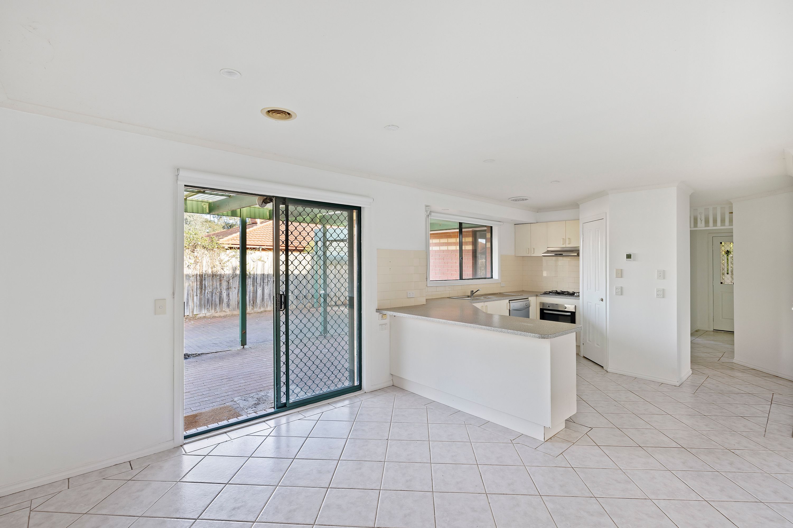 6 Kasem Drive, Werribee, VIC 3030