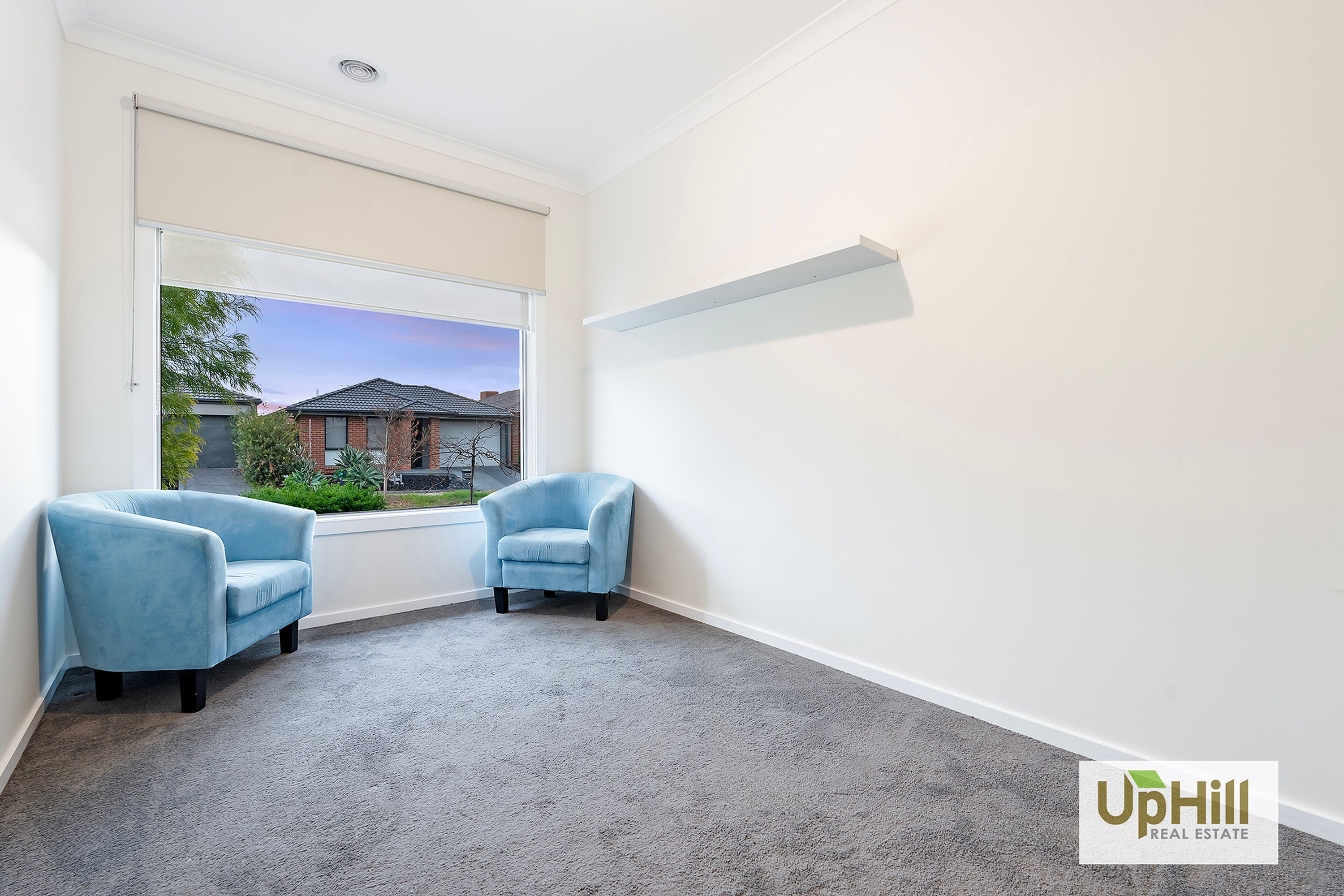 9 Leghorn Way, Clyde North - Thumbnail 3