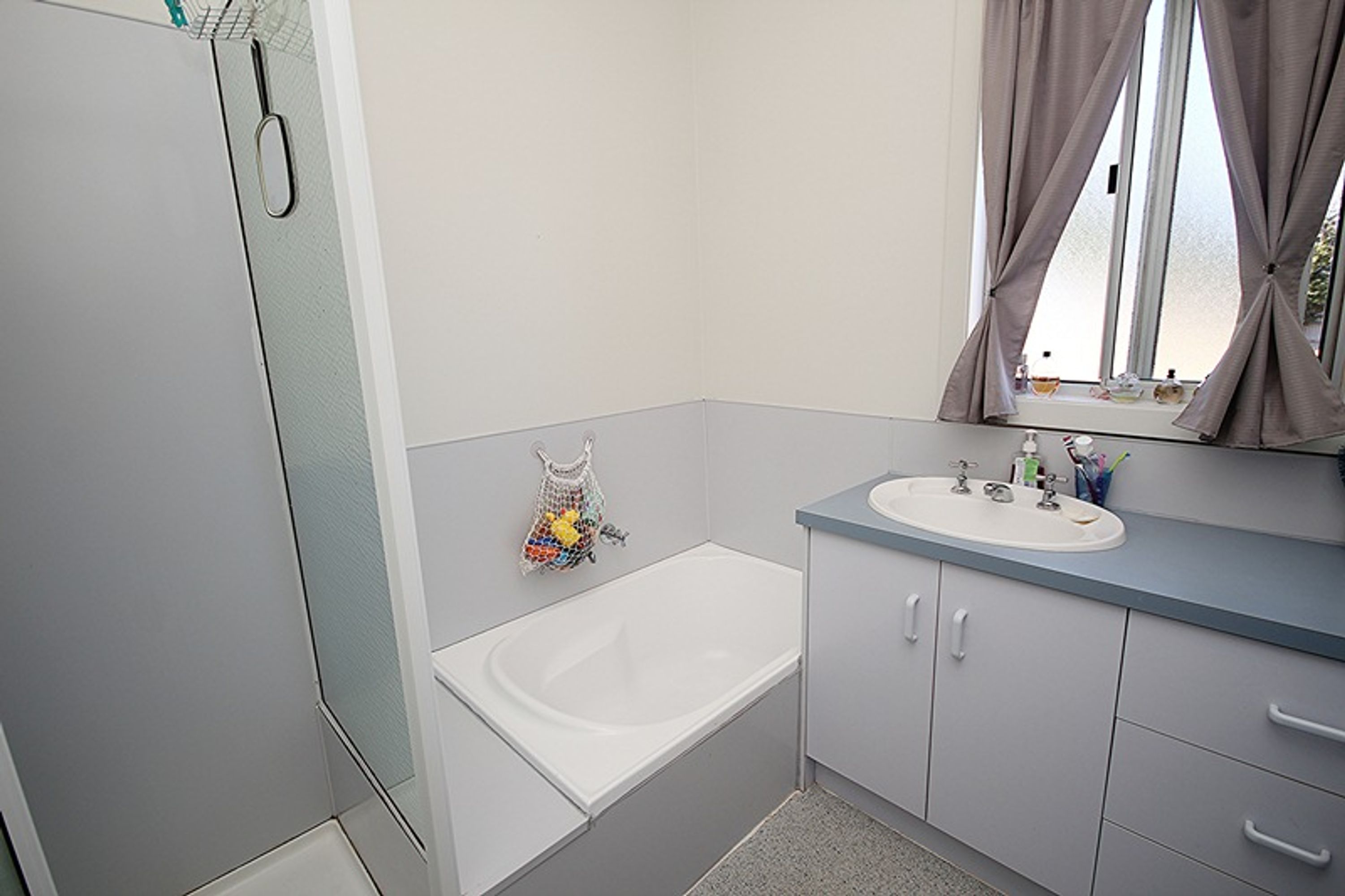 17 Philip Street, Horsham VIC 3400, Horsham - Thumbnail 5
