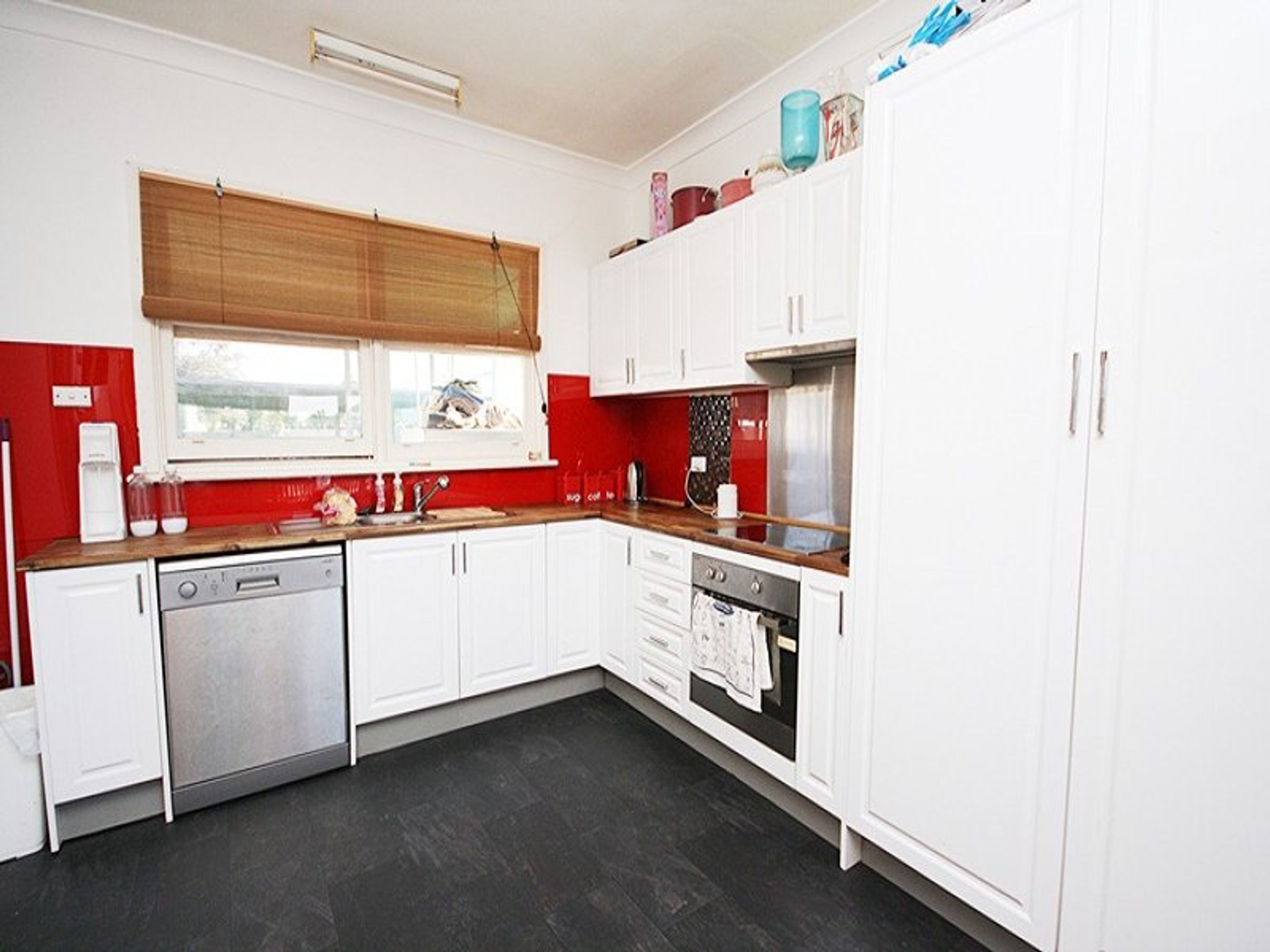 34 Tucker Street, Horsham VIC 3400, Horsham - Thumbnail 3