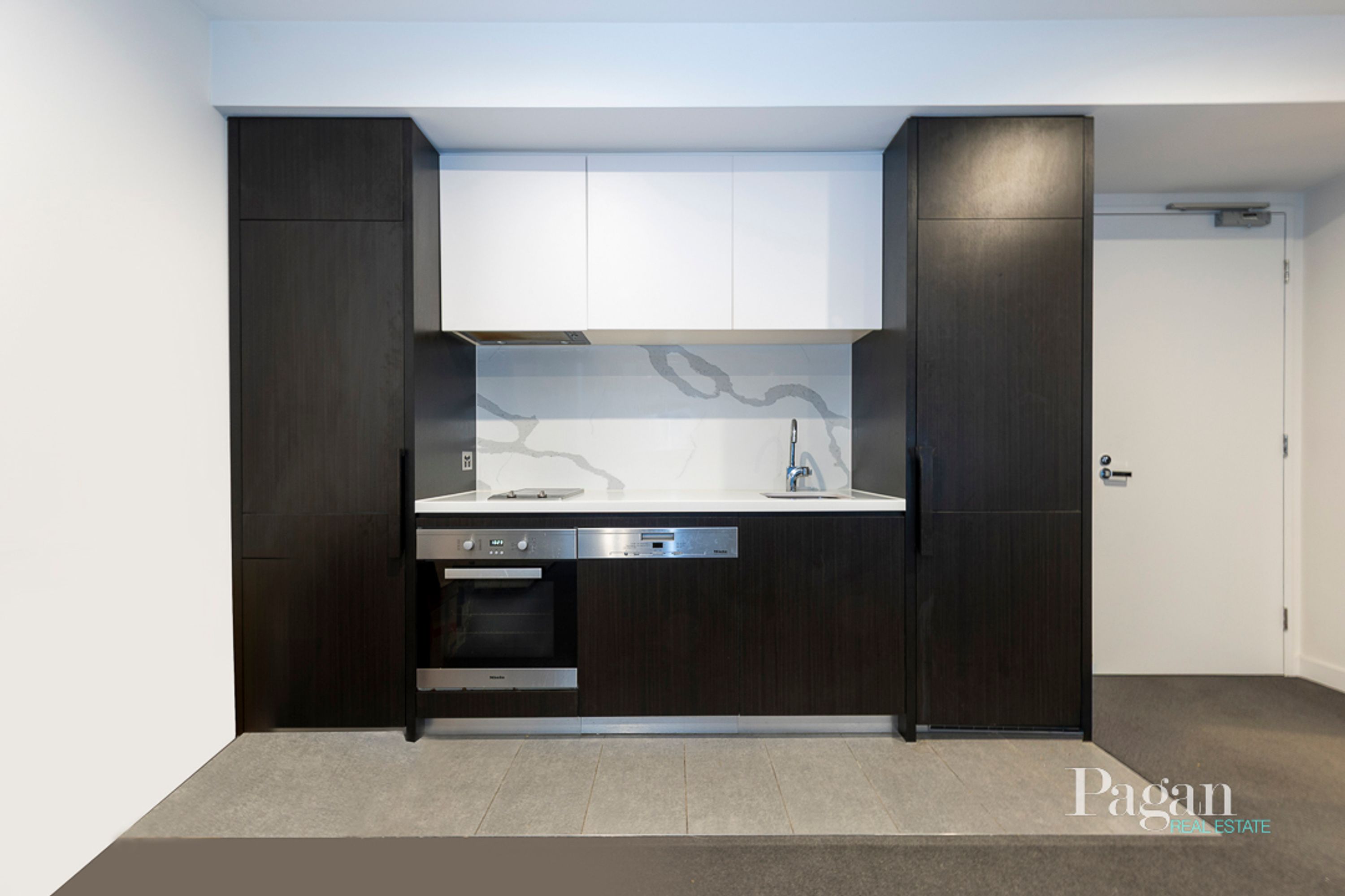 208/555 St Kilda Road, Melbourne - Thumbnail 4