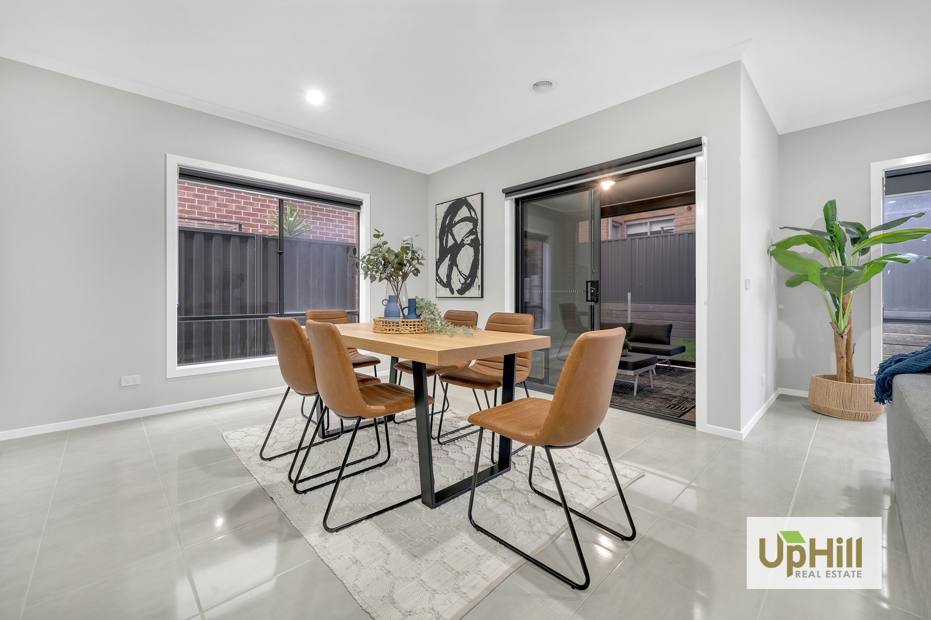 10 Portia Circuit, Clyde North - Thumbnail 6