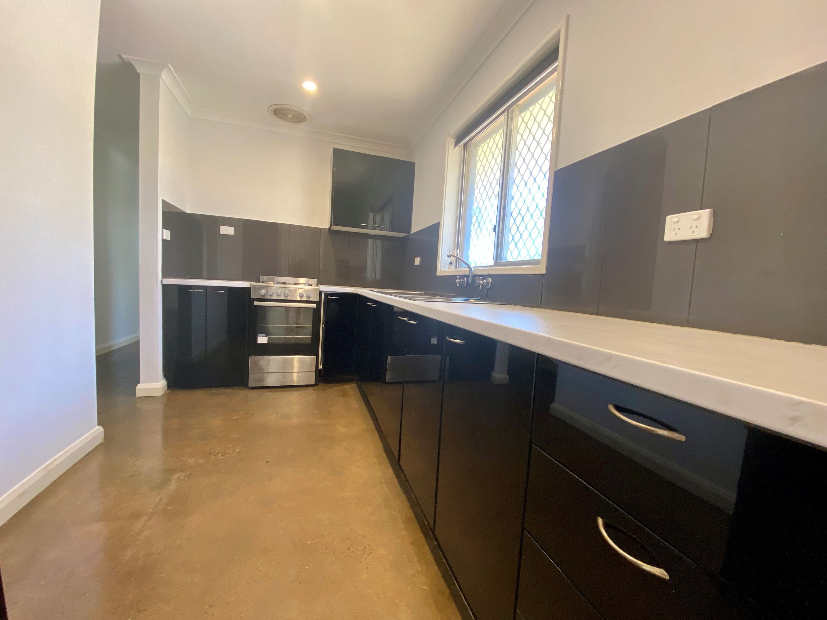 33 Kennedy Street, South Hedland, South Hedland - Thumbnail 5
