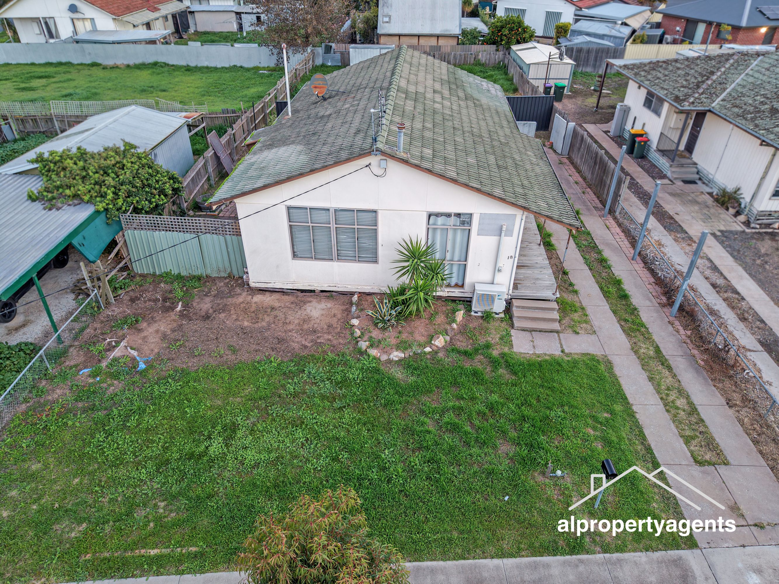 18 Jones Street, Horsham VIC 3400, Horsham - Image 1