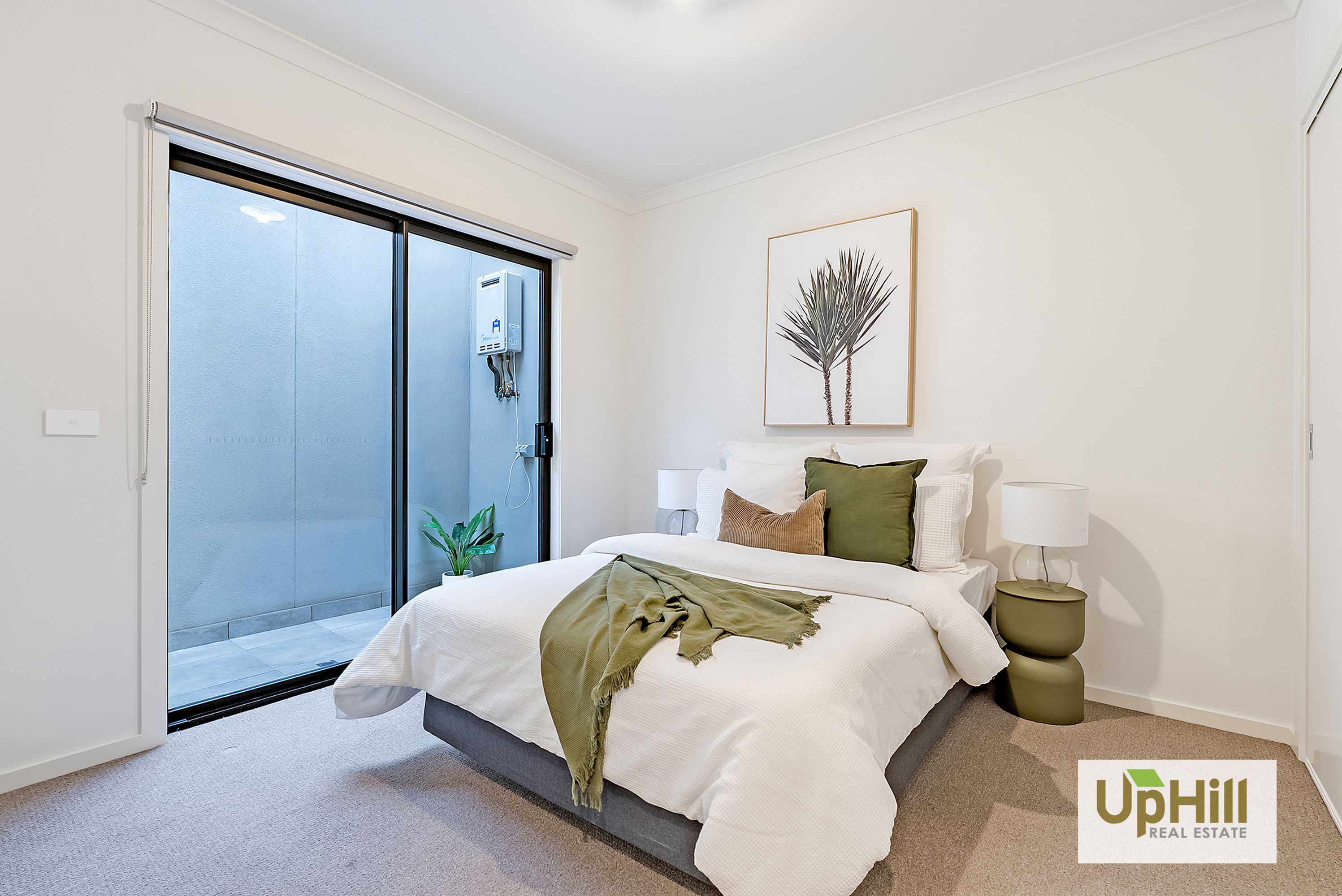 10 Plymouth Boulevard, Clyde North - Thumbnail 7