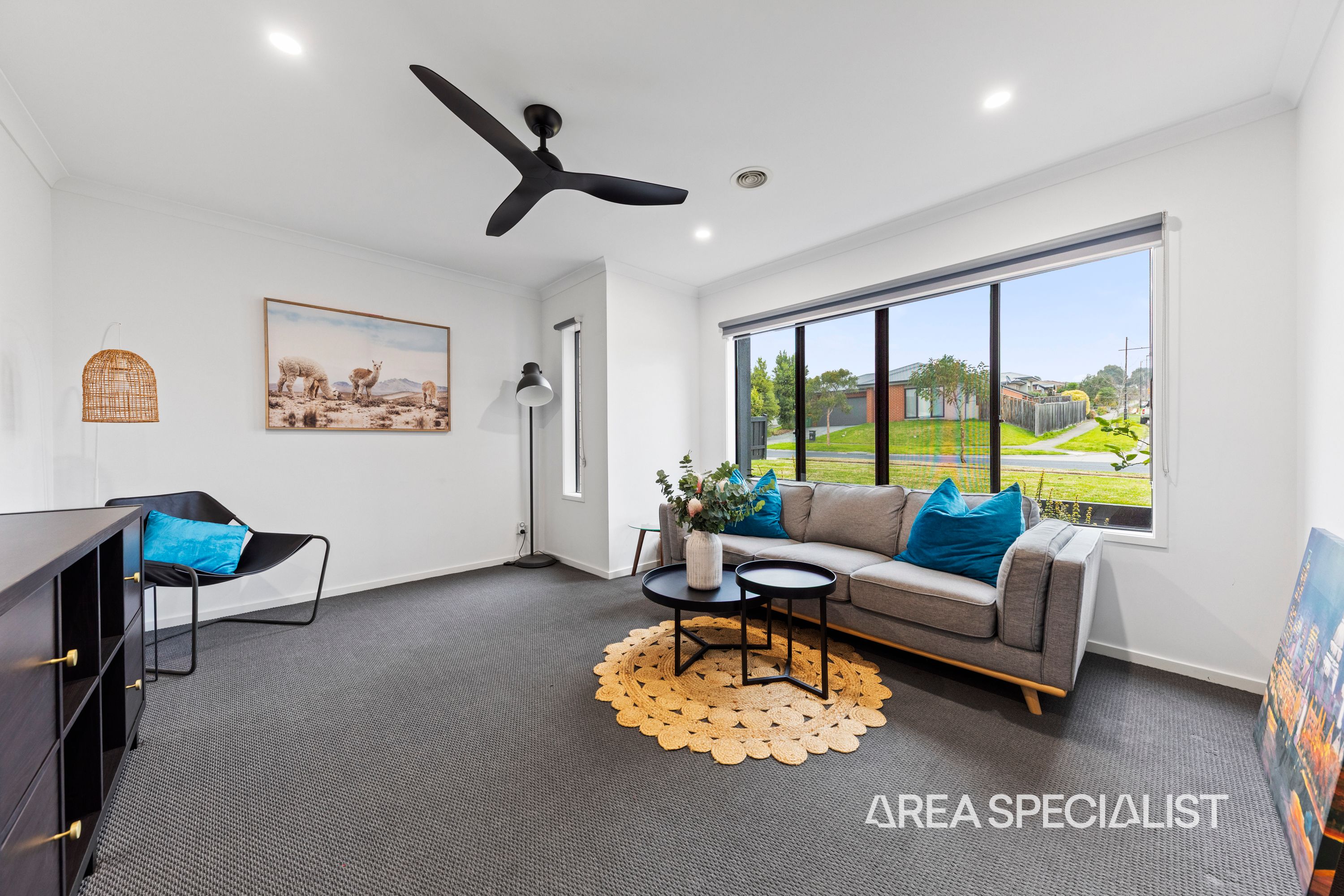4 Viewgrand Drive, Pakenham - Thumbnail 3