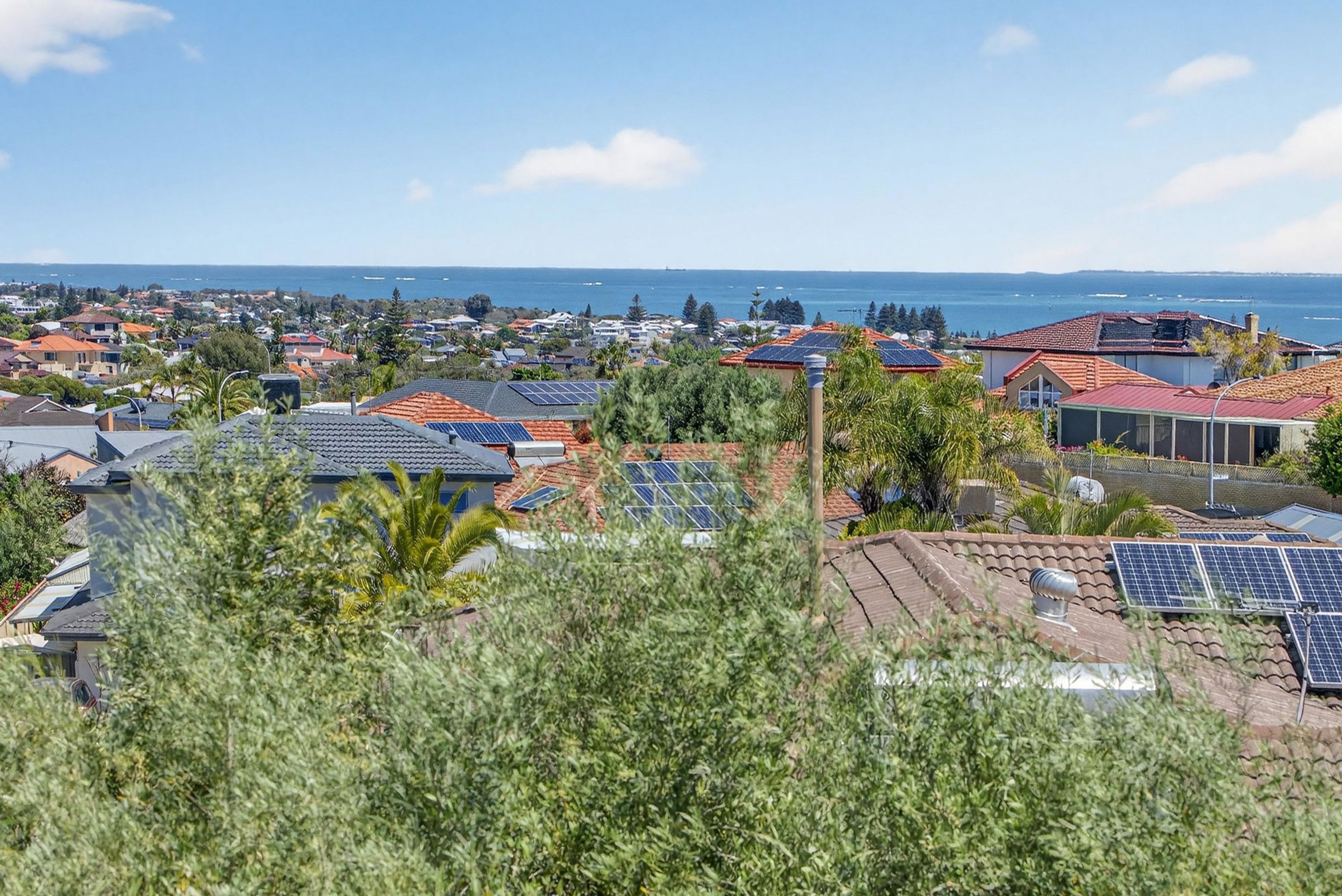 9 Seapeak Road, Ocean Reef - Thumbnail 5