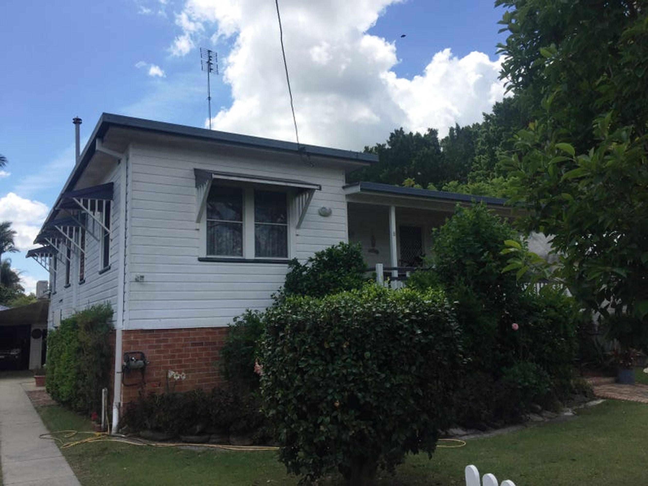8 Pound Street, Grafton - Image 1