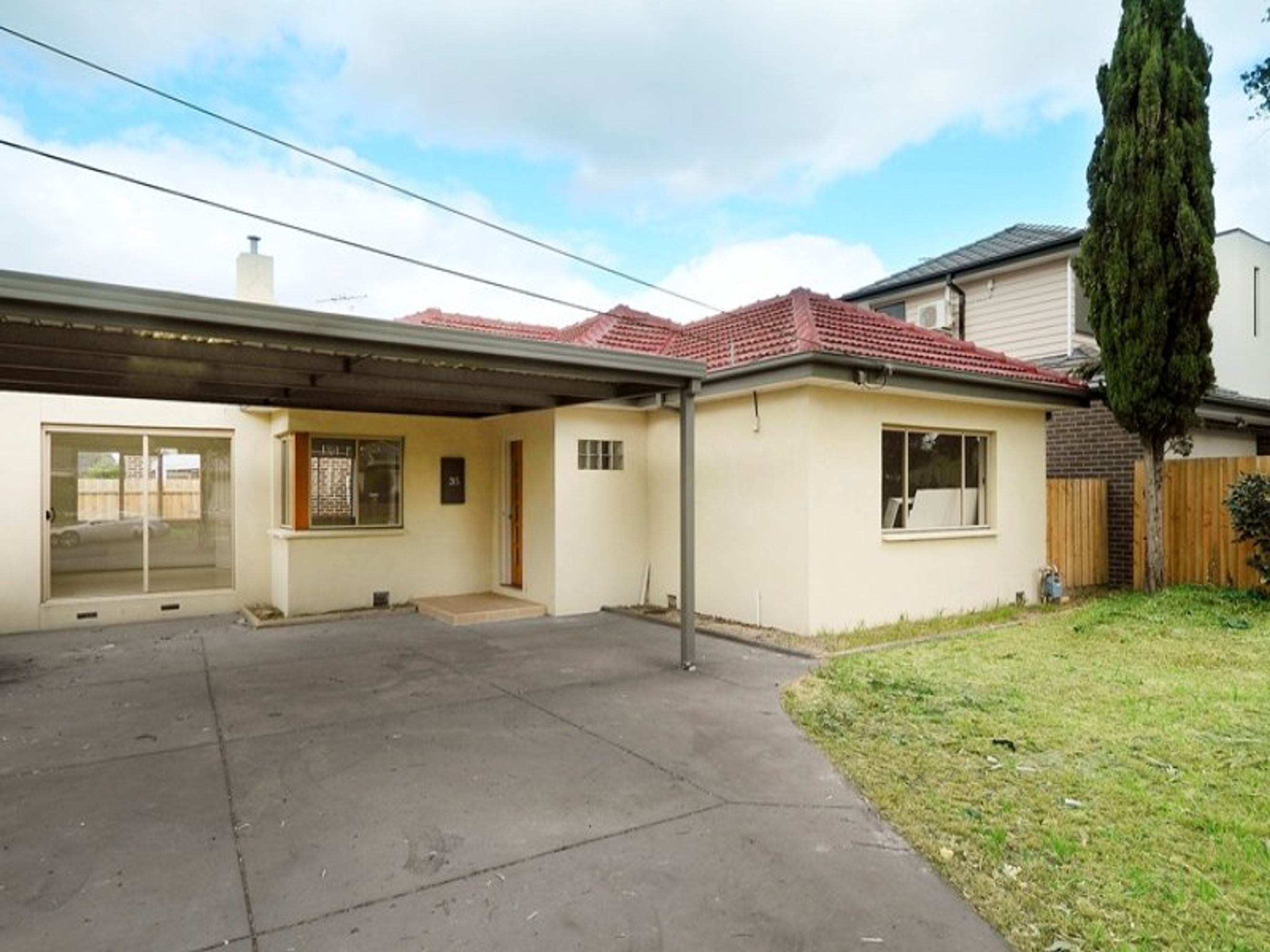 35 View Road