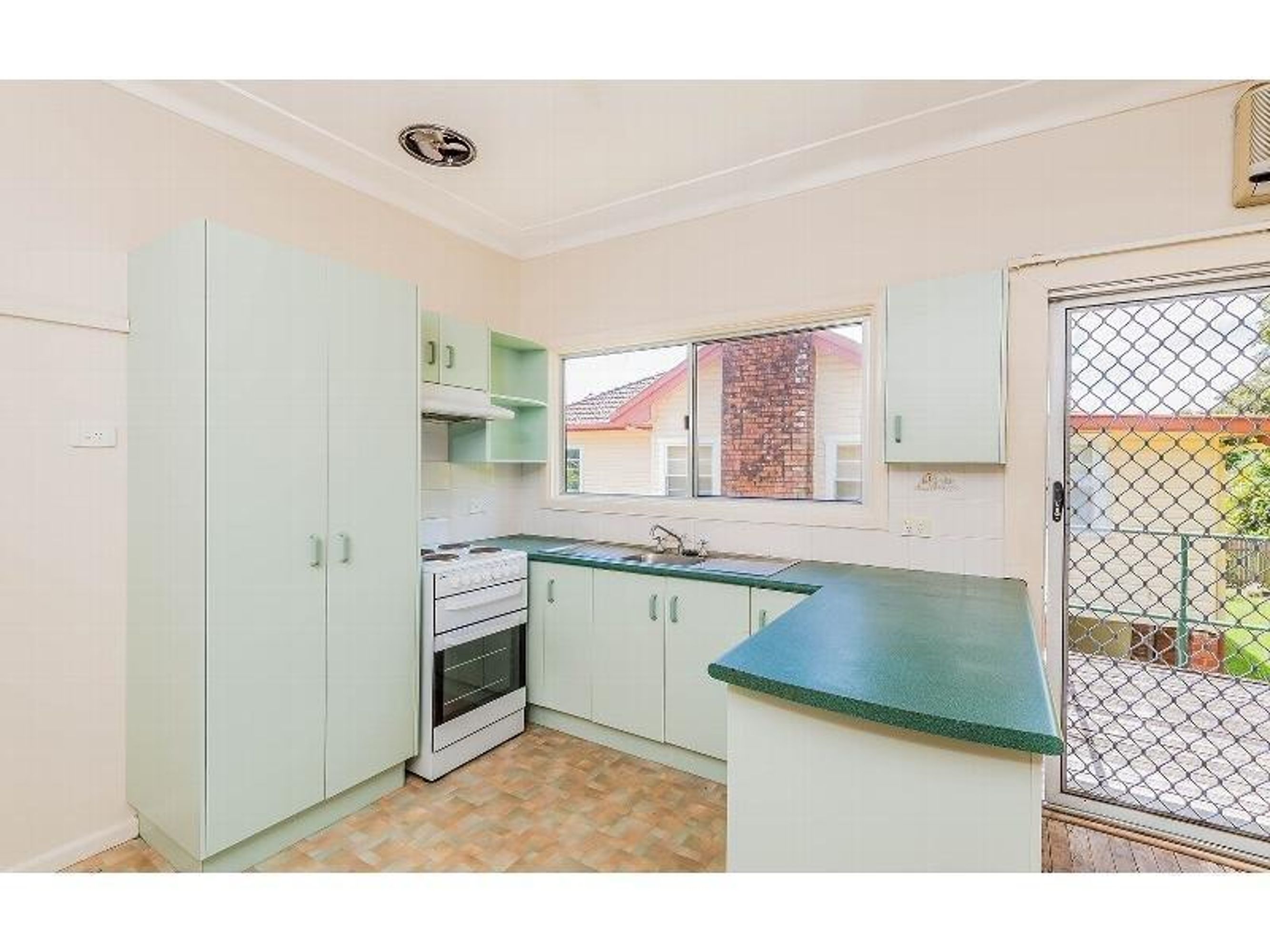 18 Breimba Street, Grafton - Thumbnail 4