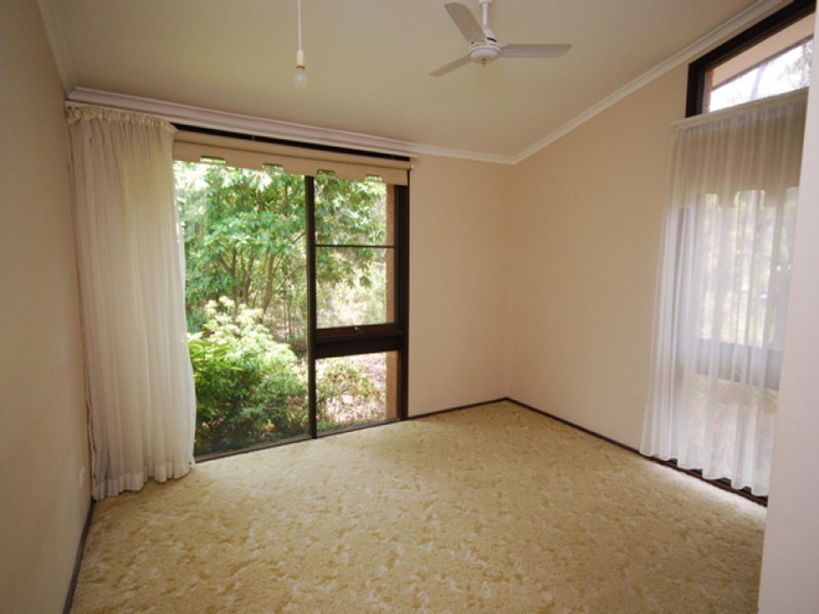16 Essendene Road, Katoomba - Thumbnail 6