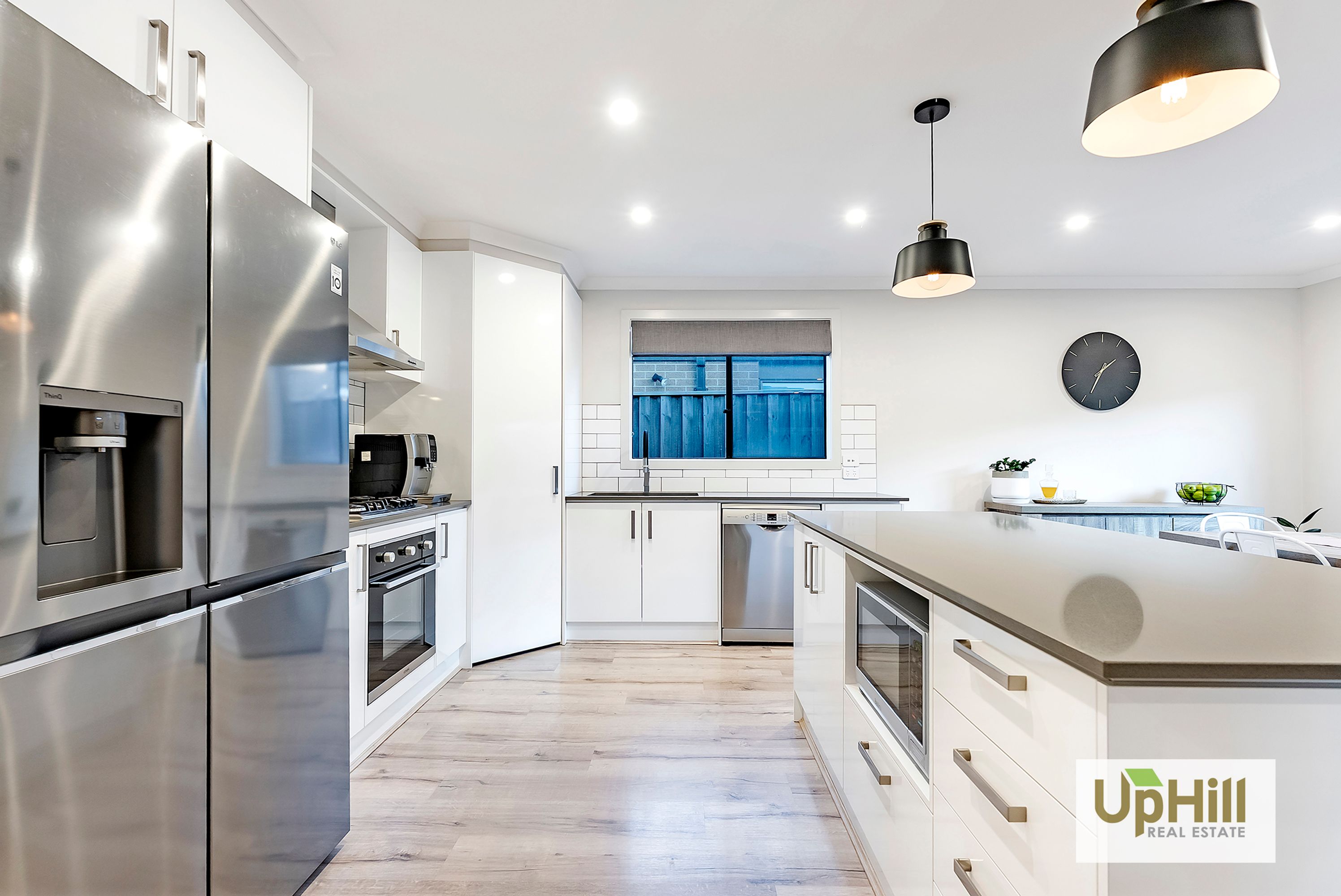33 VERVE CIRCUIT, Cranbourne West - Thumbnail 8