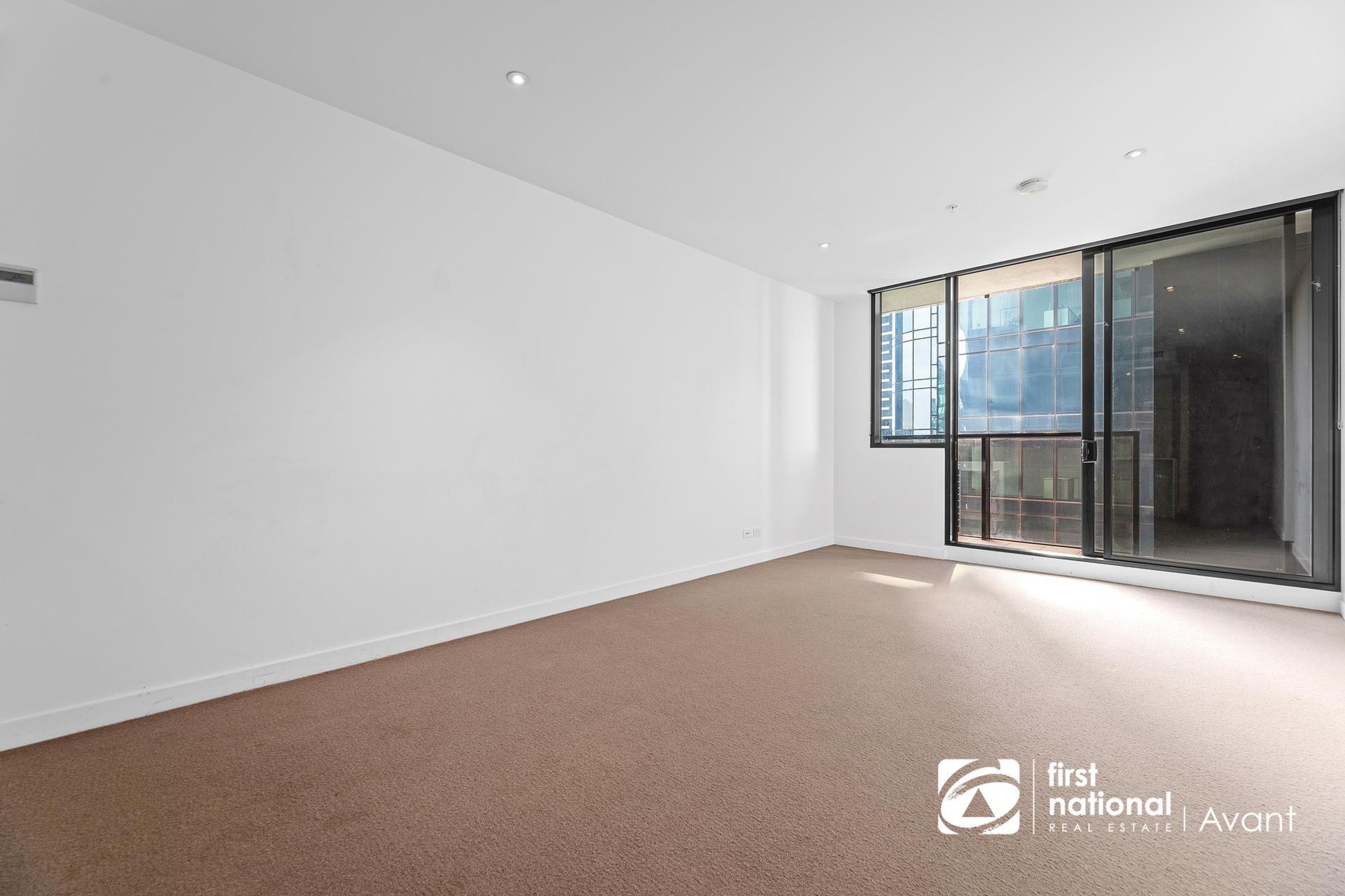 3104/133 City Road, Southbank - Thumbnail 5