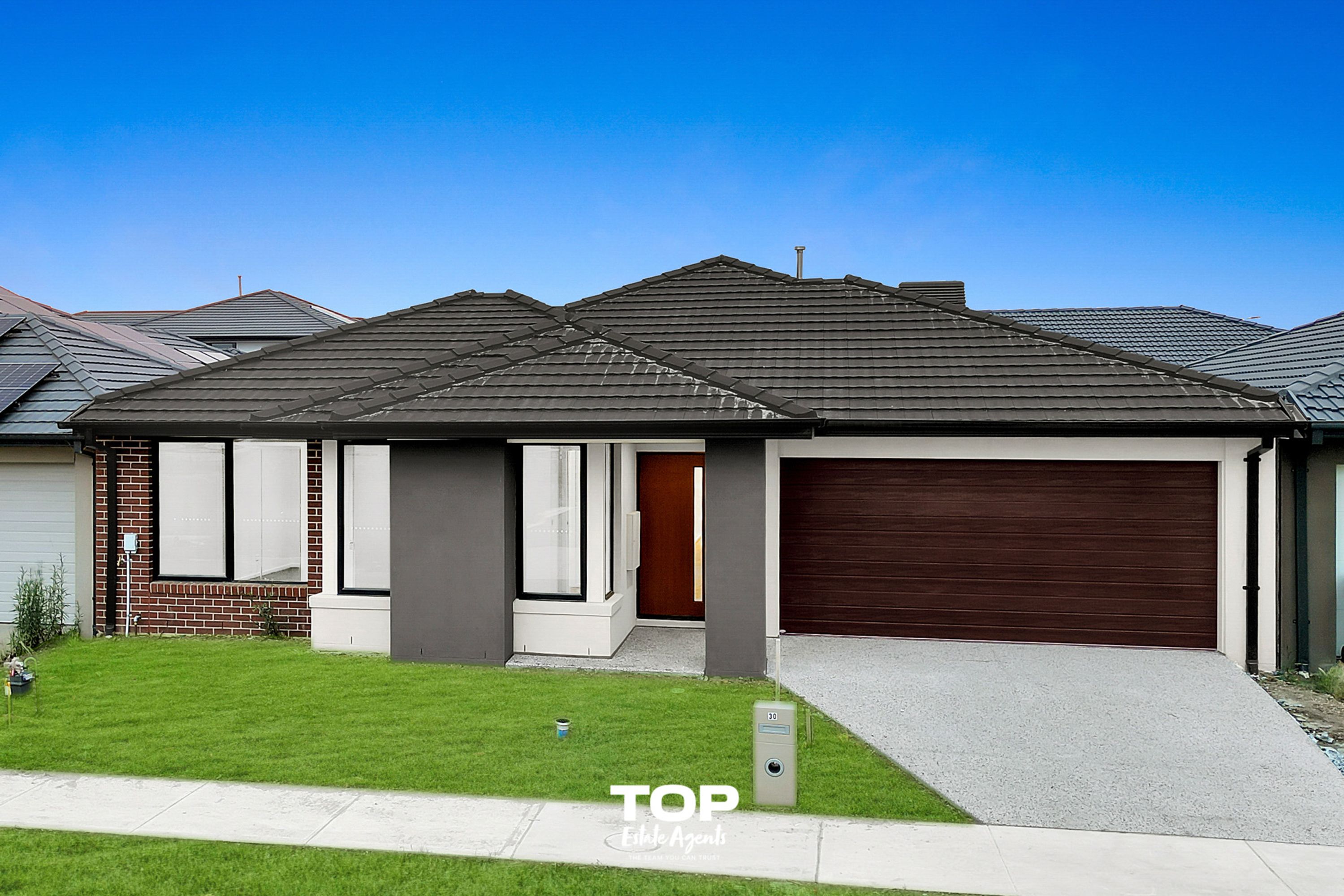 30 Bonza Circuit, Clyde North - Image 1