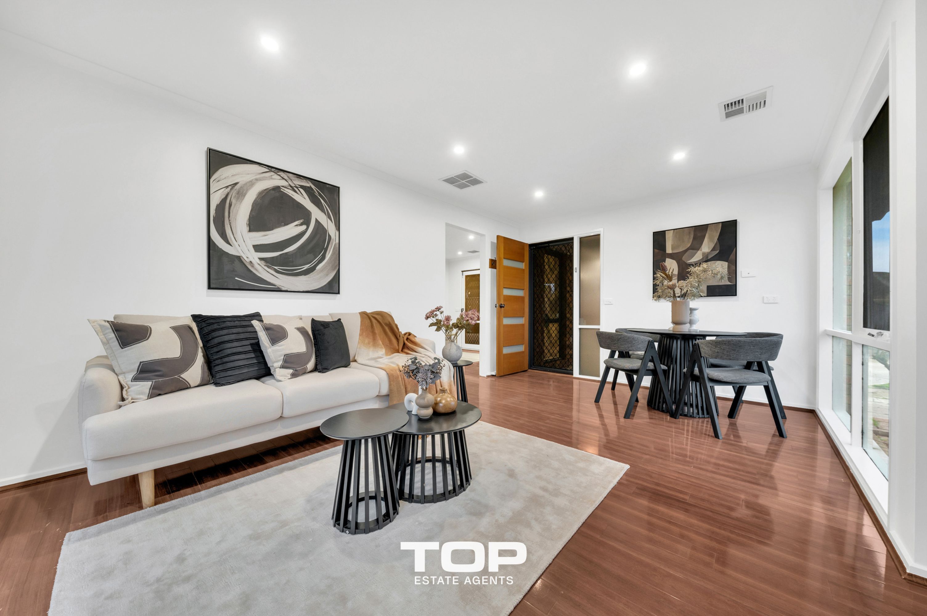 2 Christine Place, Cranbourne North - Thumbnail 8