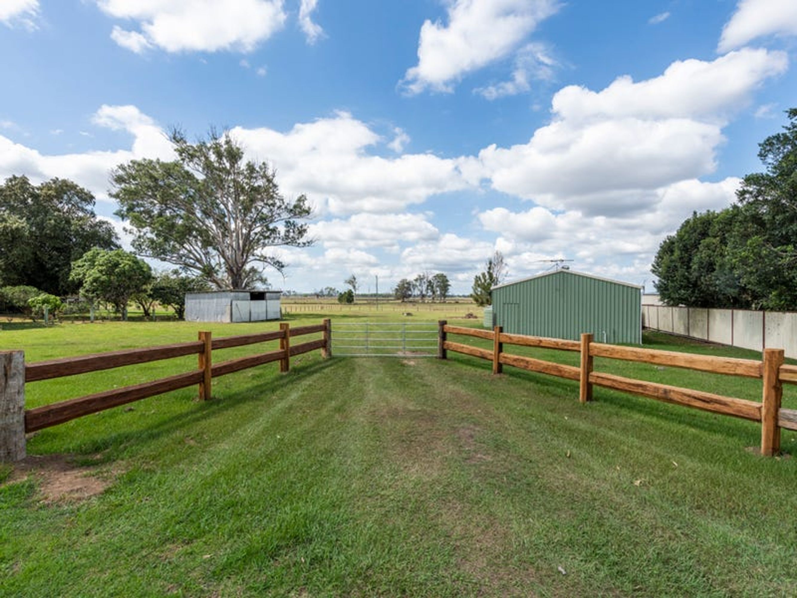 668 Lawrence Road, Great Marlow - Image 1