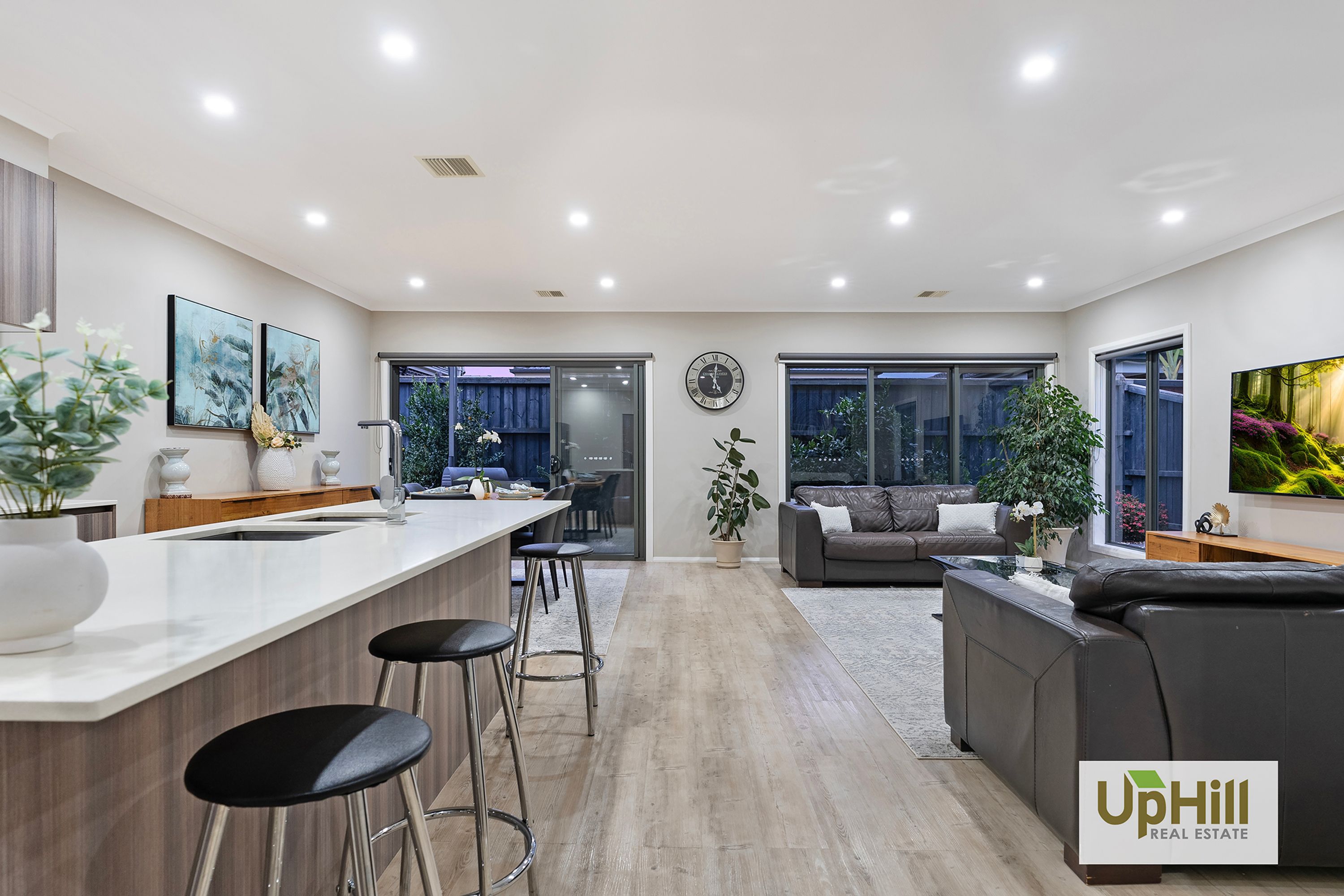 10 Yandra Street, Clyde North - Thumbnail 7