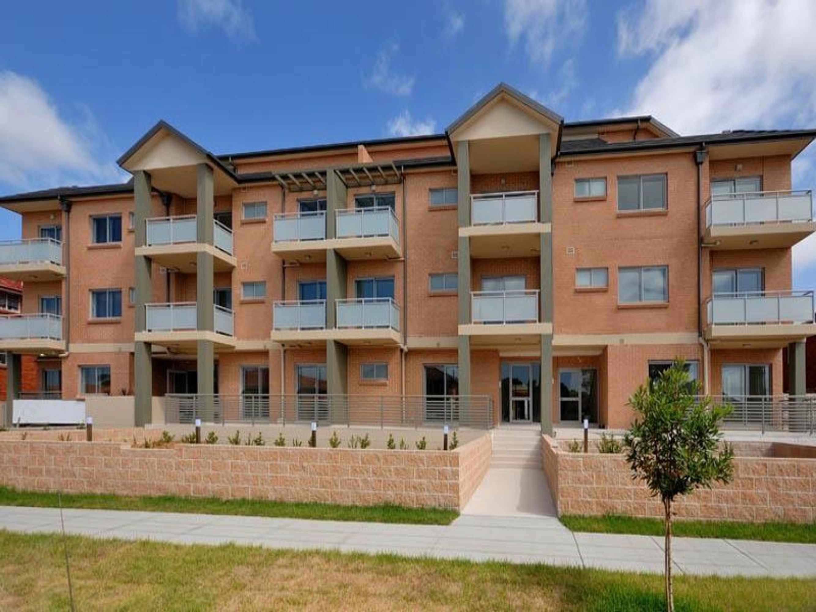 30-34 Monomeeth St, Bexley, Bexley - Thumbnail 2