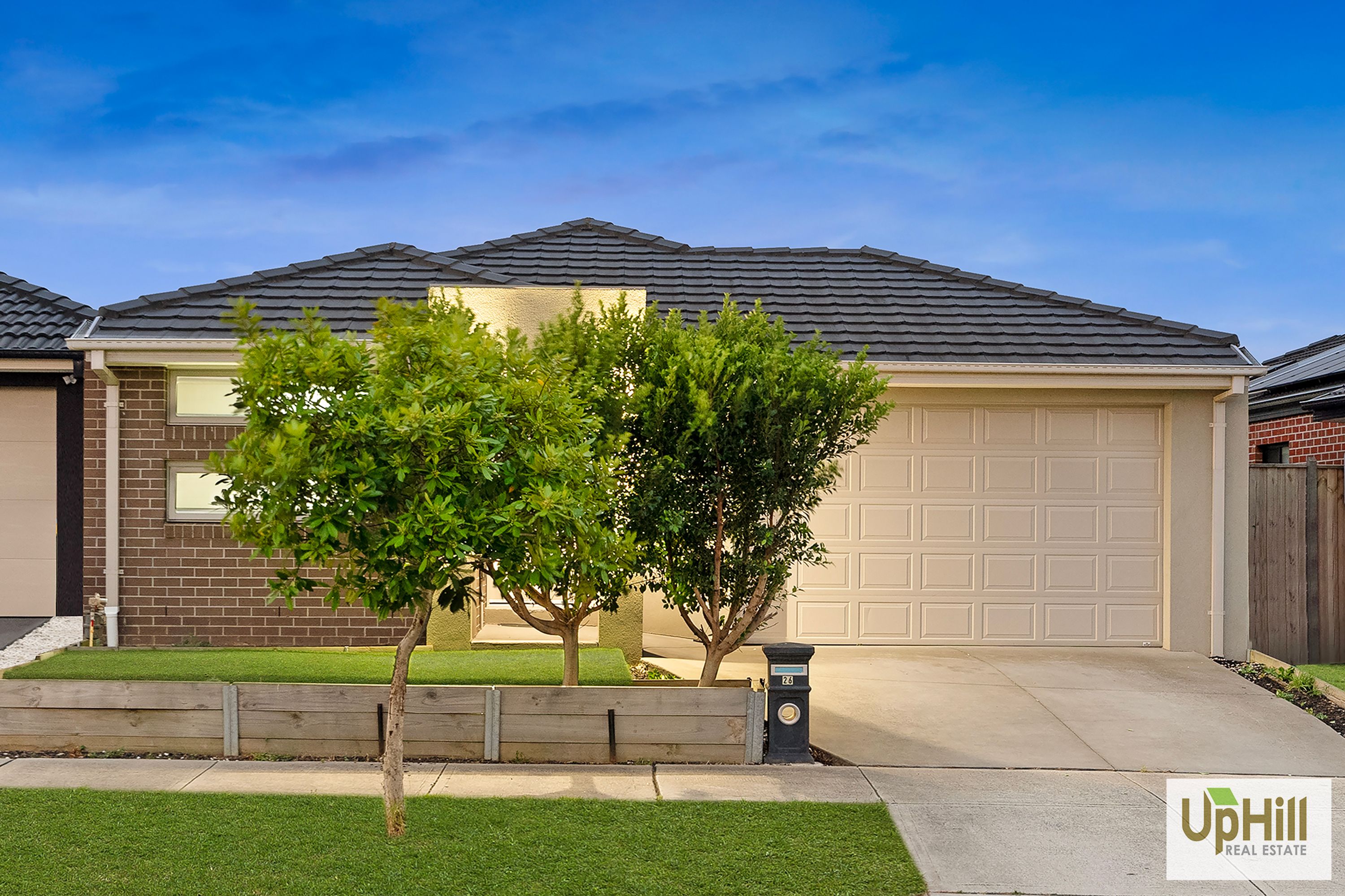 26 Barcelona Avenue, Clyde North - Thumbnail 2