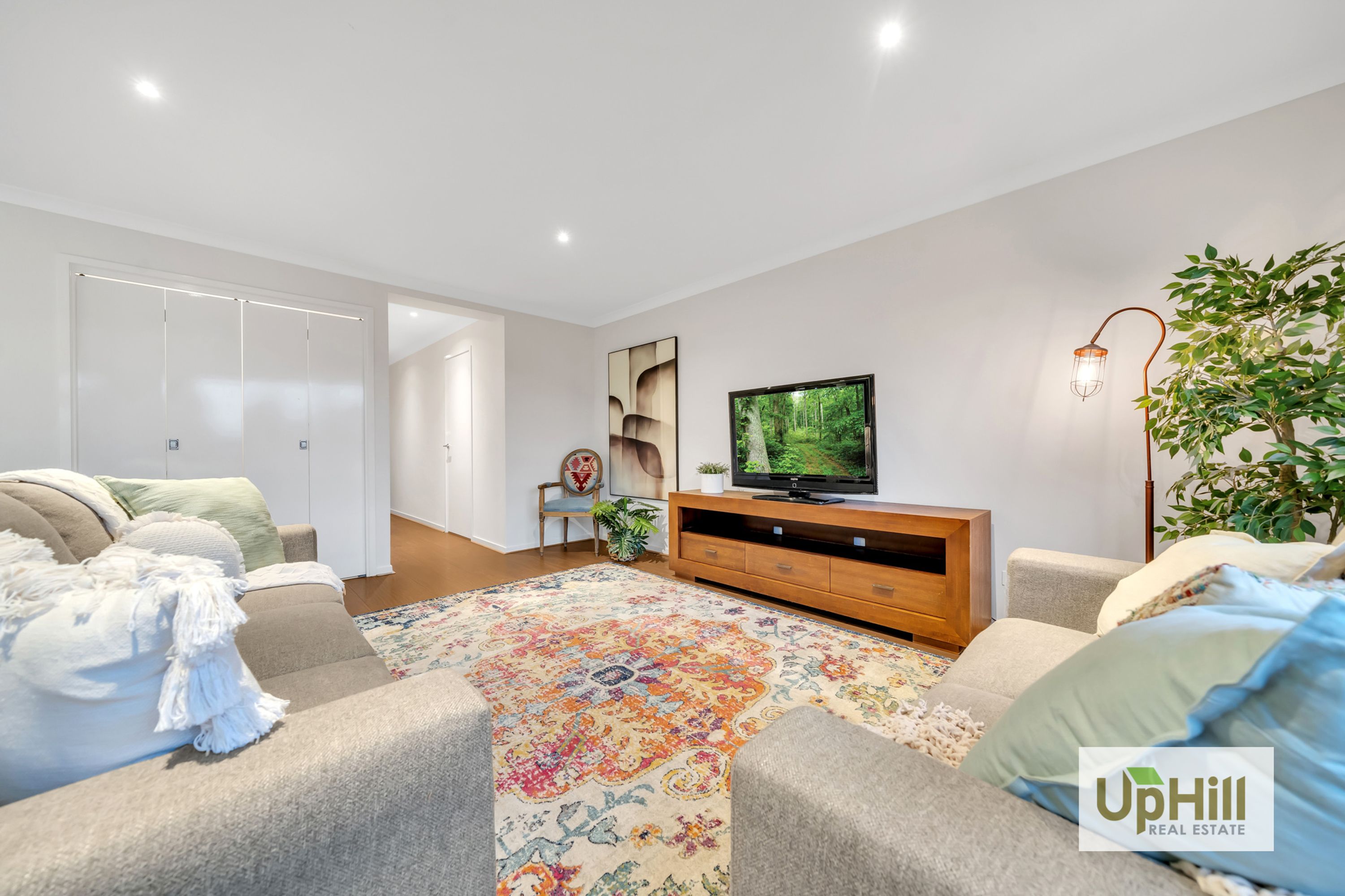 28 SELANDRA BOULEVARD, Clyde North - Thumbnail 7