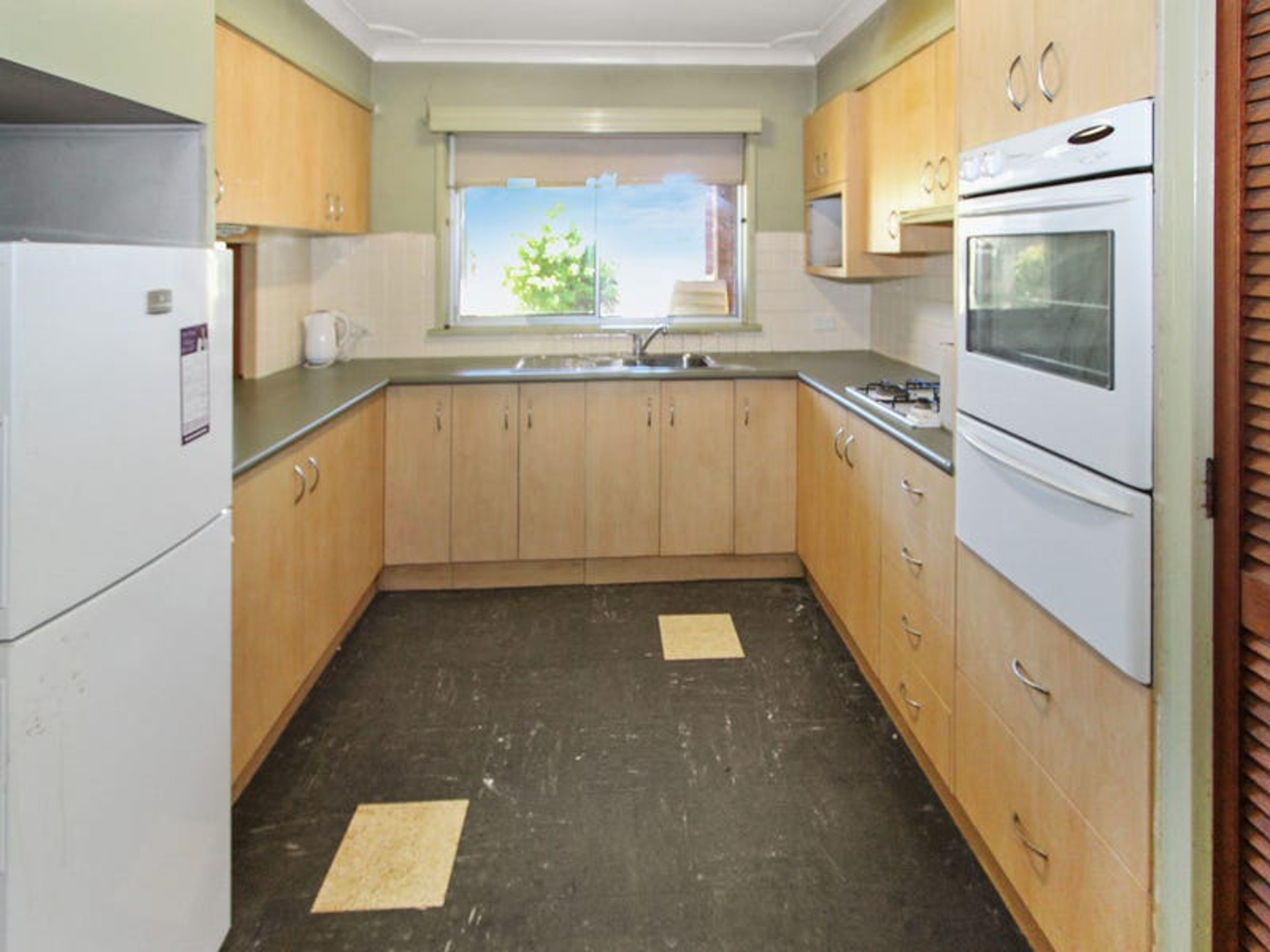 36 Waratah Street, Bexley, Bexley - Thumbnail 2