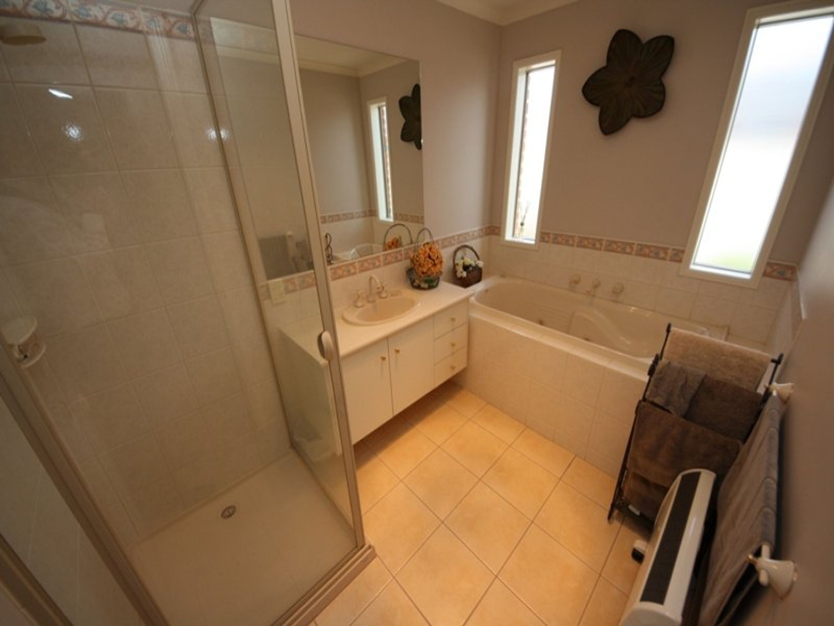 5 McTavish Boulevard, Horsham VIC 3400, Horsham - Thumbnail 7