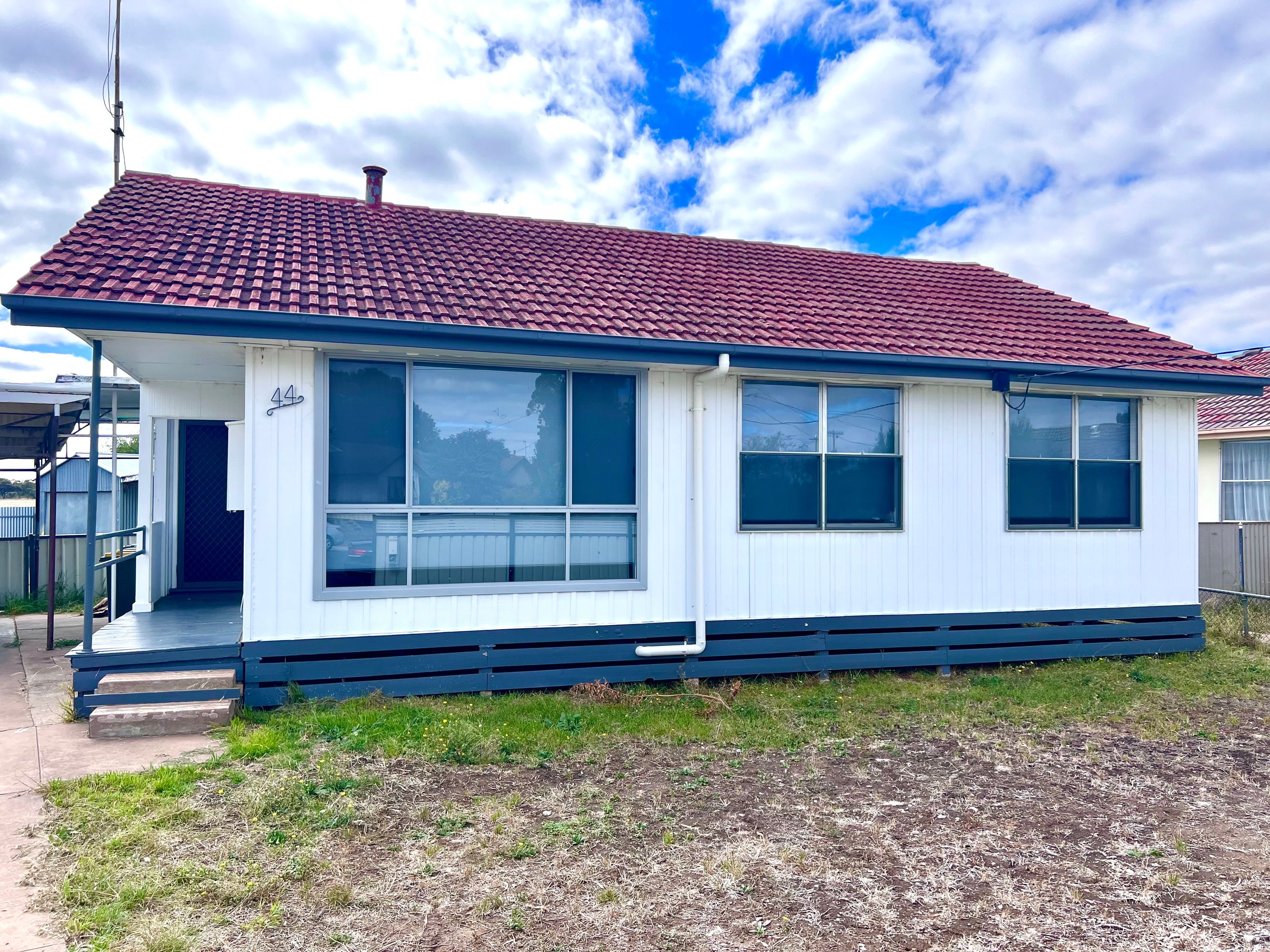 44 Winifred Street, Horsham VIC 3400