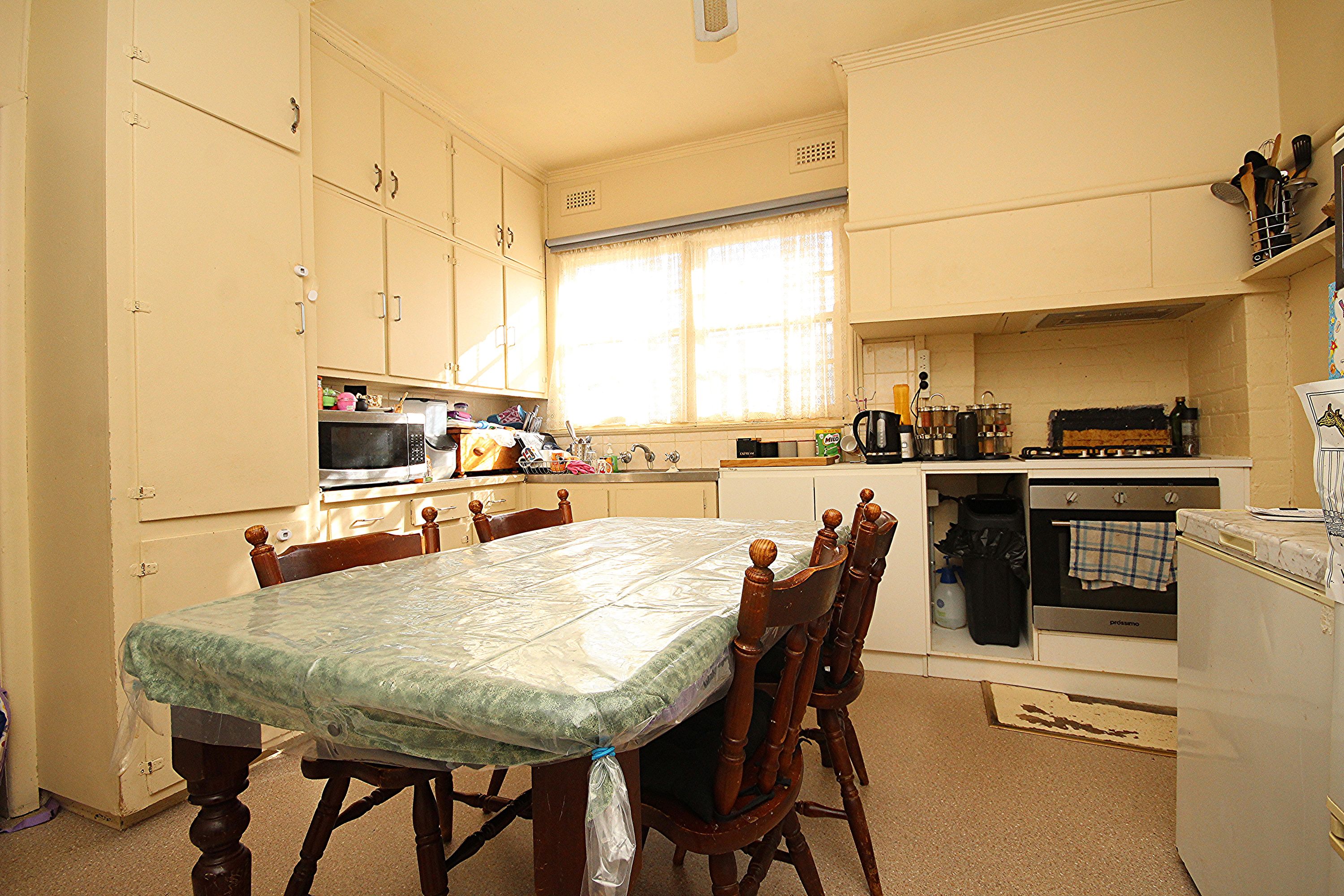 8 Elizabeth Street, Horsham VIC 3400, Horsham - Thumbnail 4