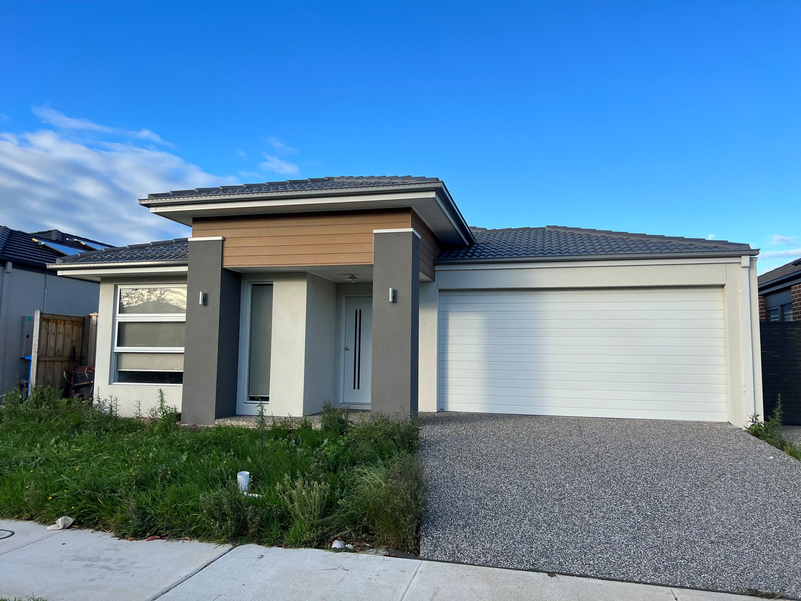 19 Azzam Street, Clyde North, VIC 3978