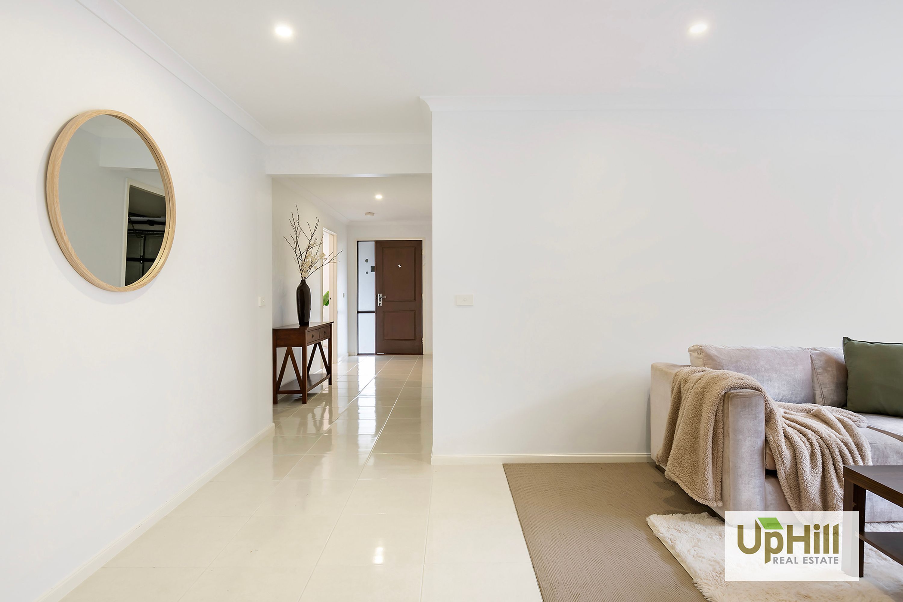 12 BARTER CRESCENT, Cranbourne East - Thumbnail 5