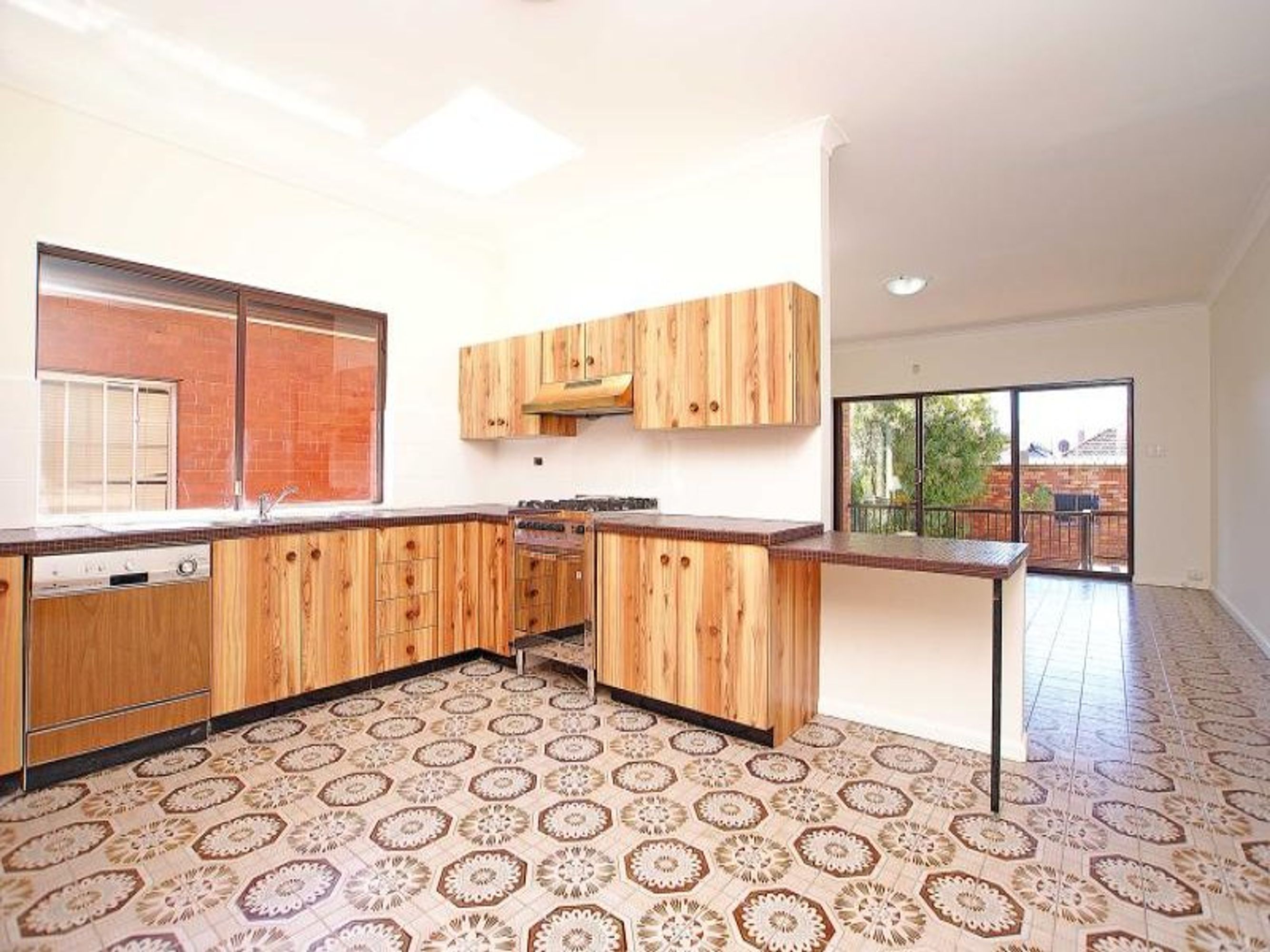 192 President Ave, Brighton, Brighton-Le-Sands - Thumbnail 2