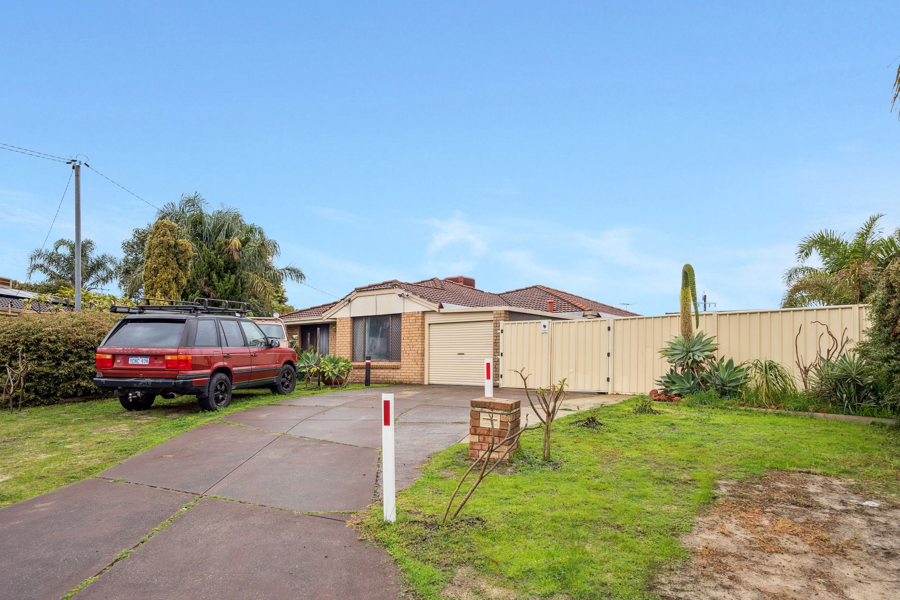 11 Walker Place