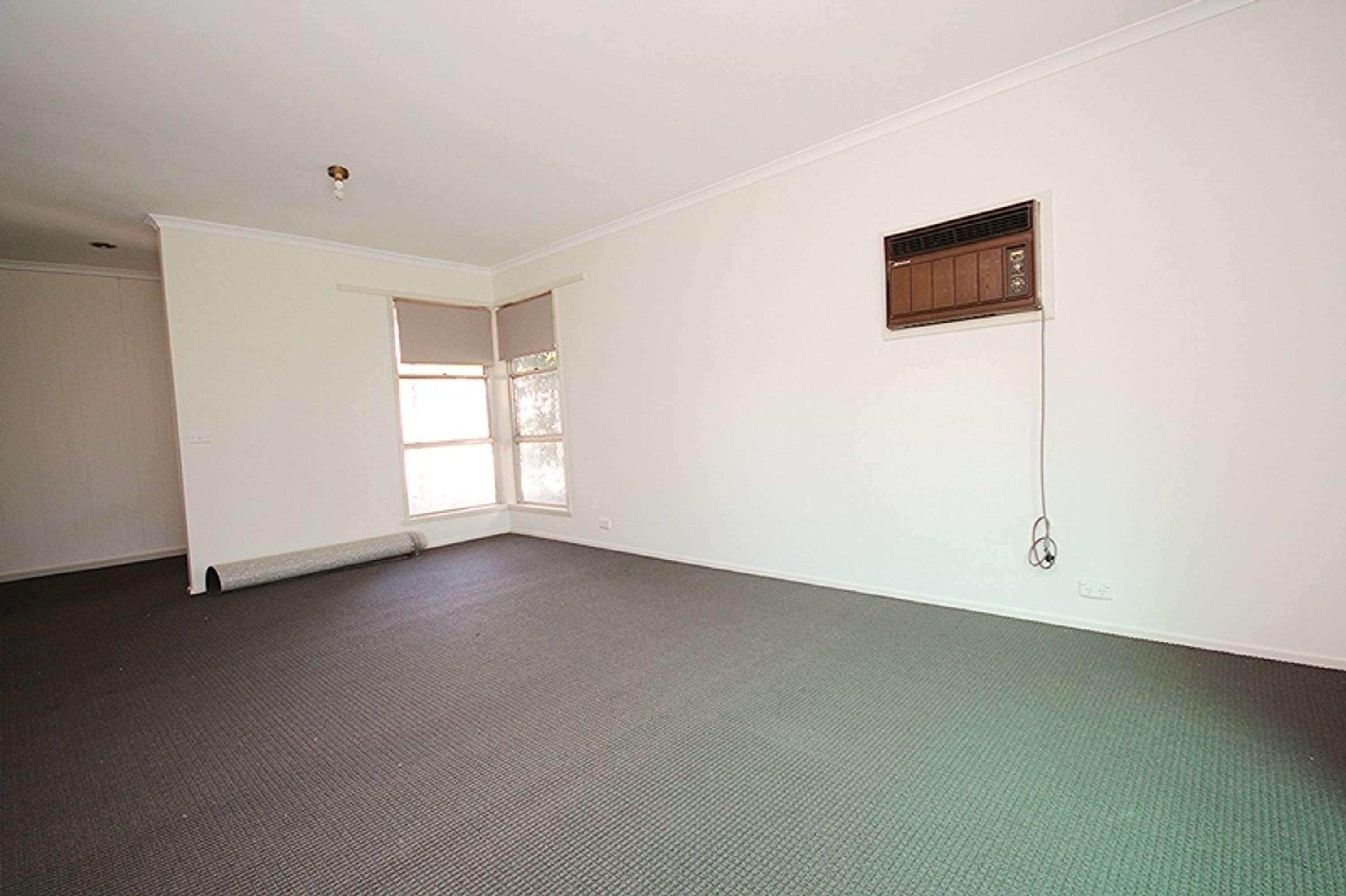 13 Forsyth Avenue, Horsham VIC 3400, Horsham - Thumbnail 4