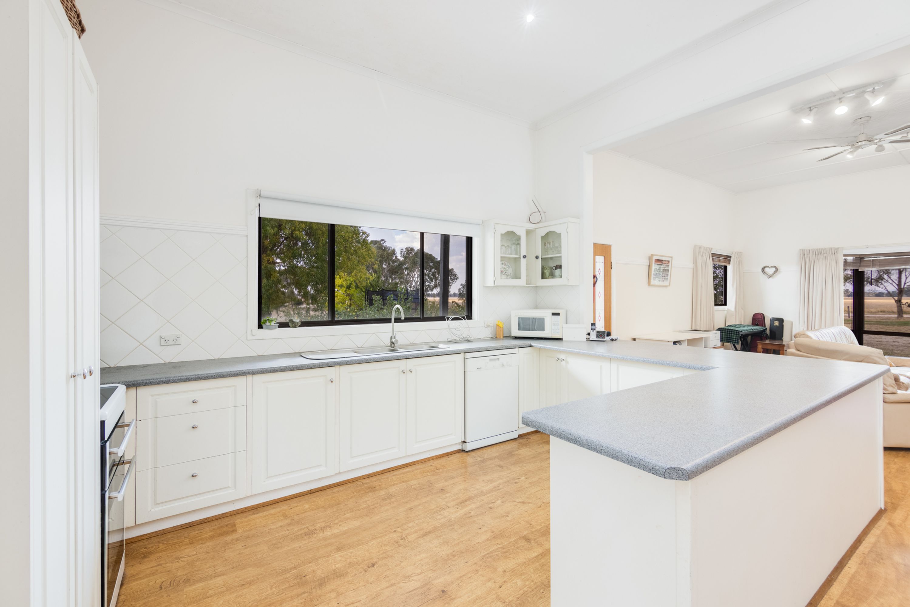 21 Hills Road, Nurrabiel VIC 3401, Nurrabiel - Thumbnail 2