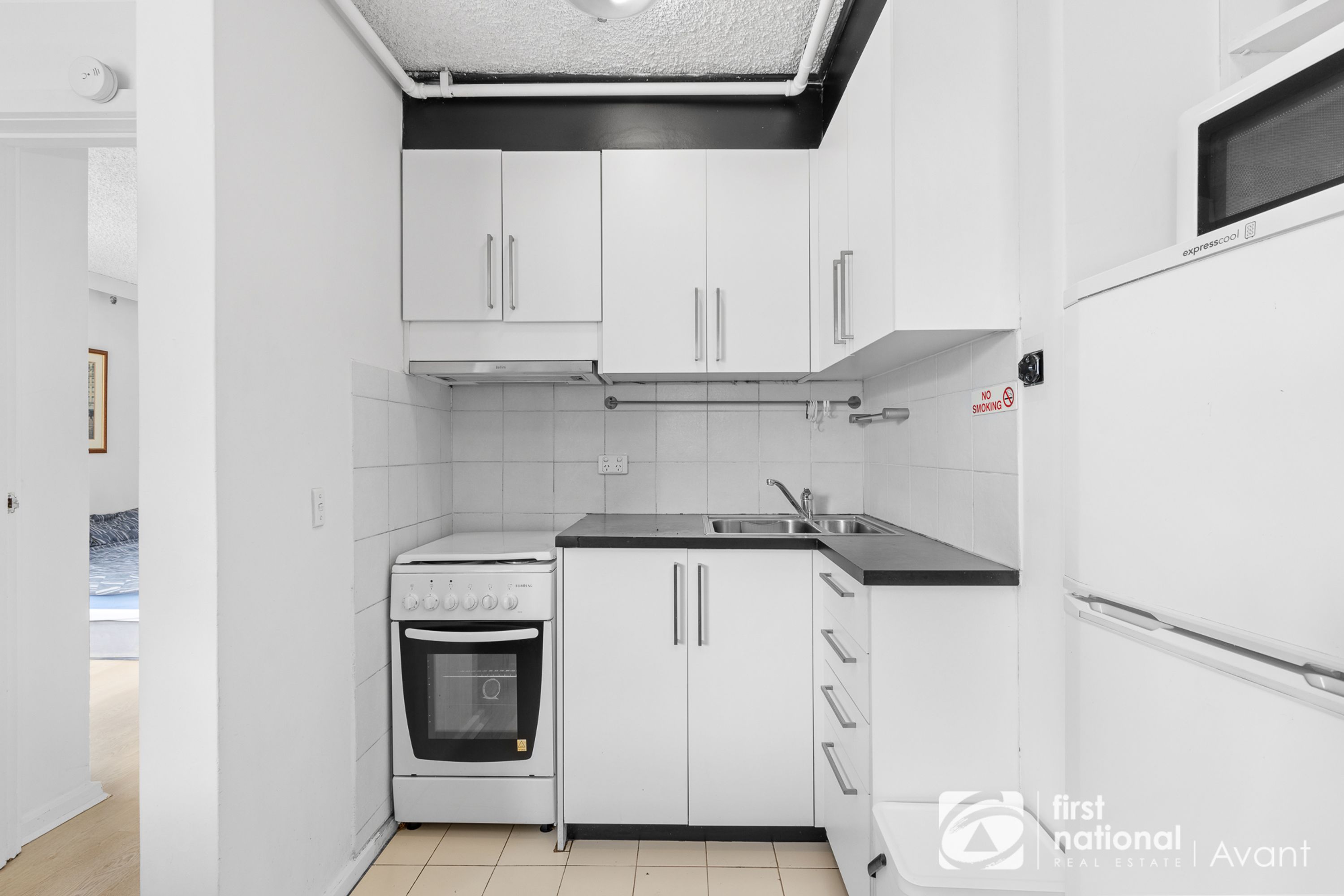 36/131 Lonsdale Street, Melbourne - Thumbnail 3