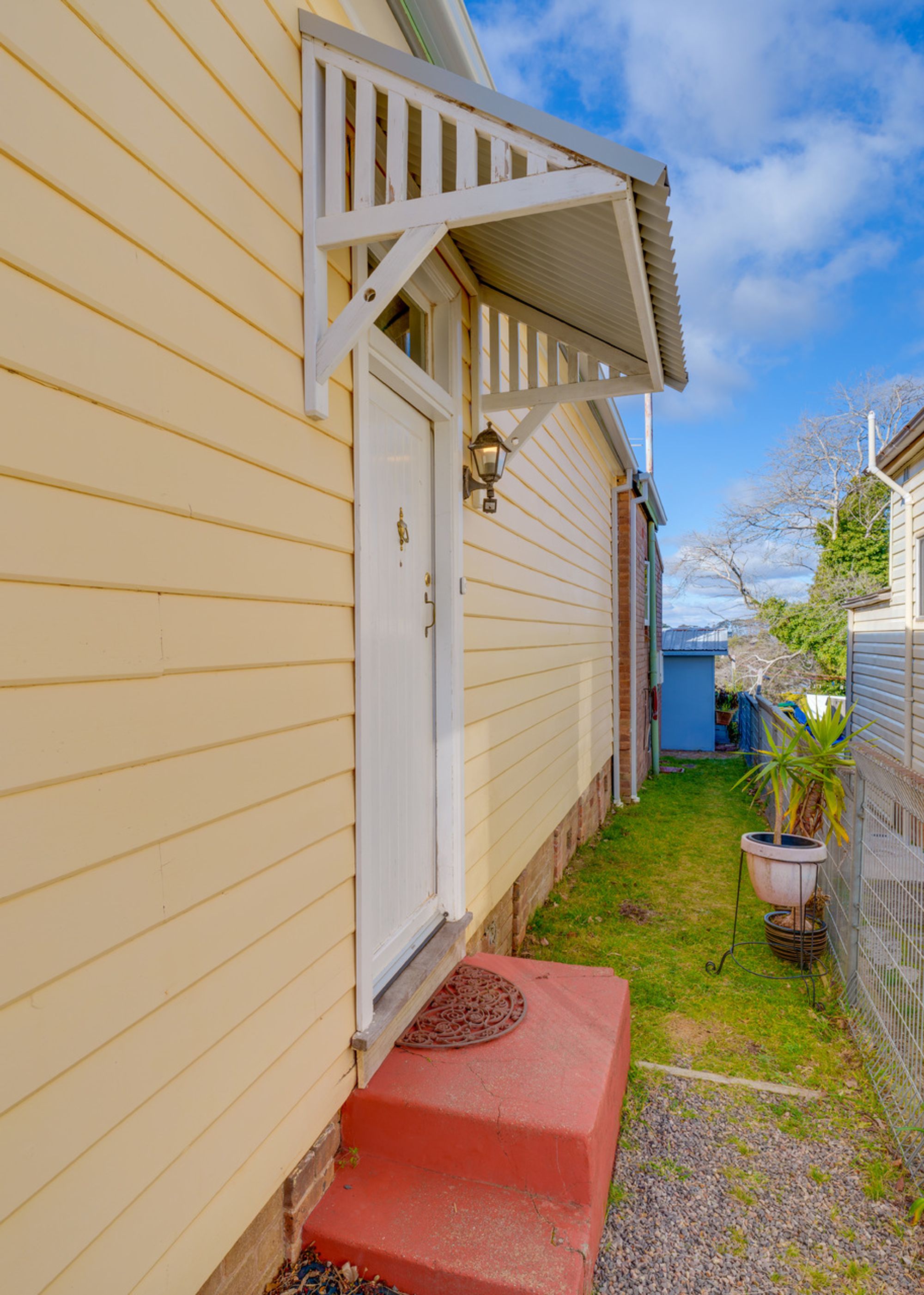 11 Albion Street, Katoomba - Thumbnail 2