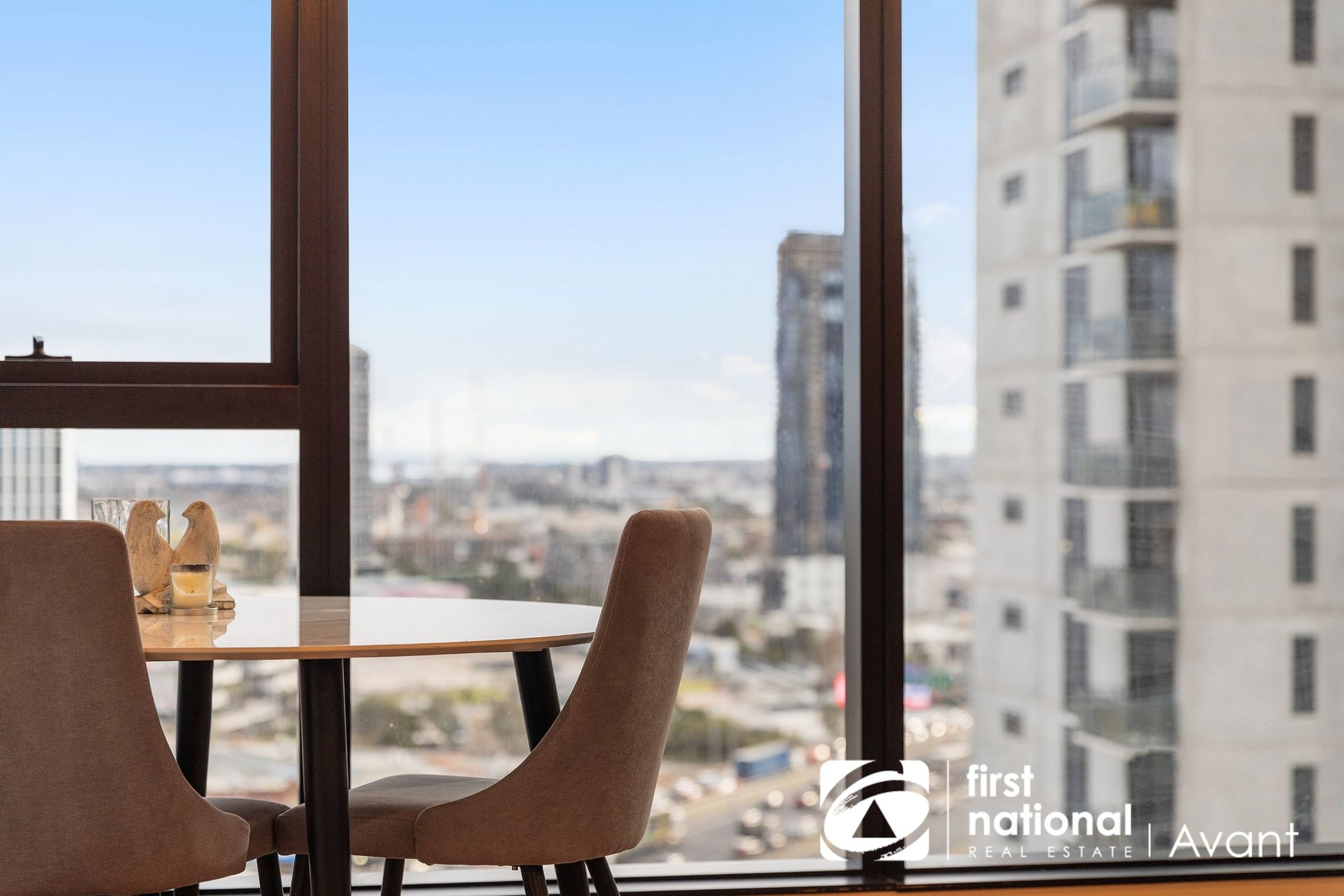1804/58 Clarke Street, Southbank - Thumbnail 4