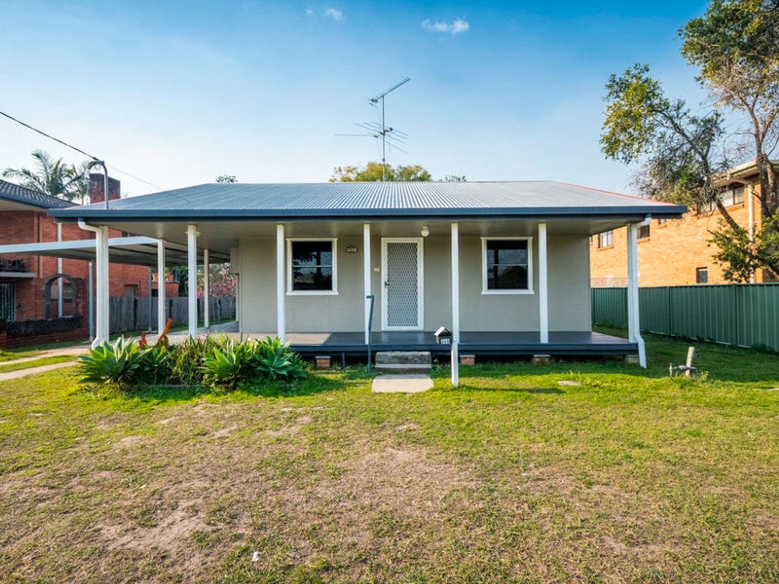348 Powell Street, Grafton - Image 1