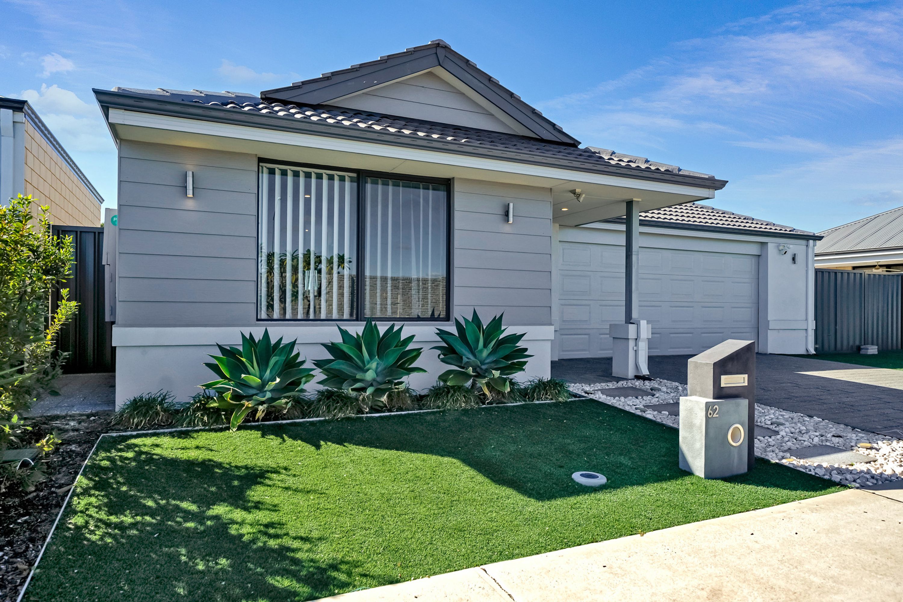 62 Hickman Drive, Piara Waters, Piara Waters - Thumbnail 2
