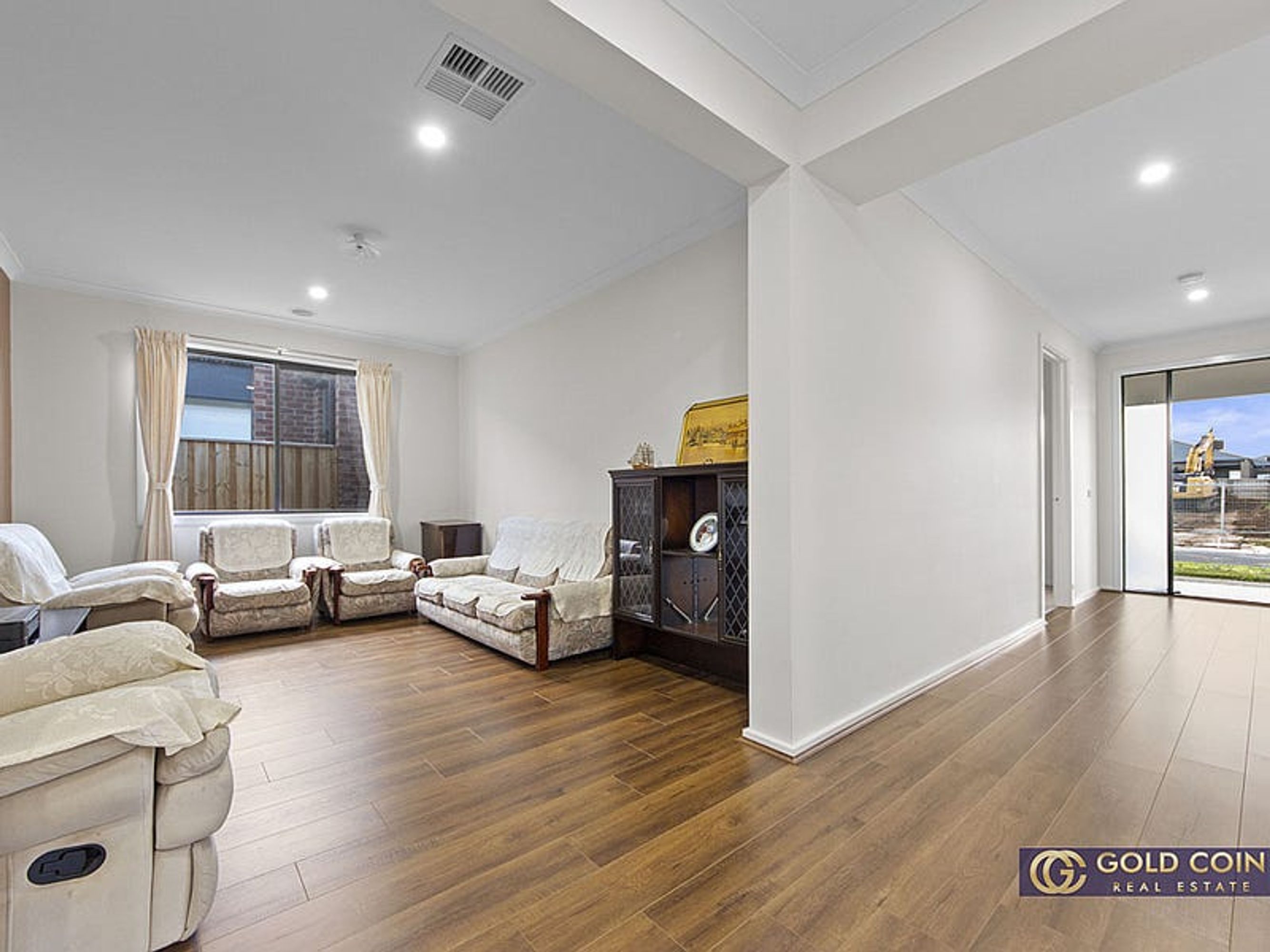 44 Bonhams Circuit, Manor Lakes - Thumbnail 4