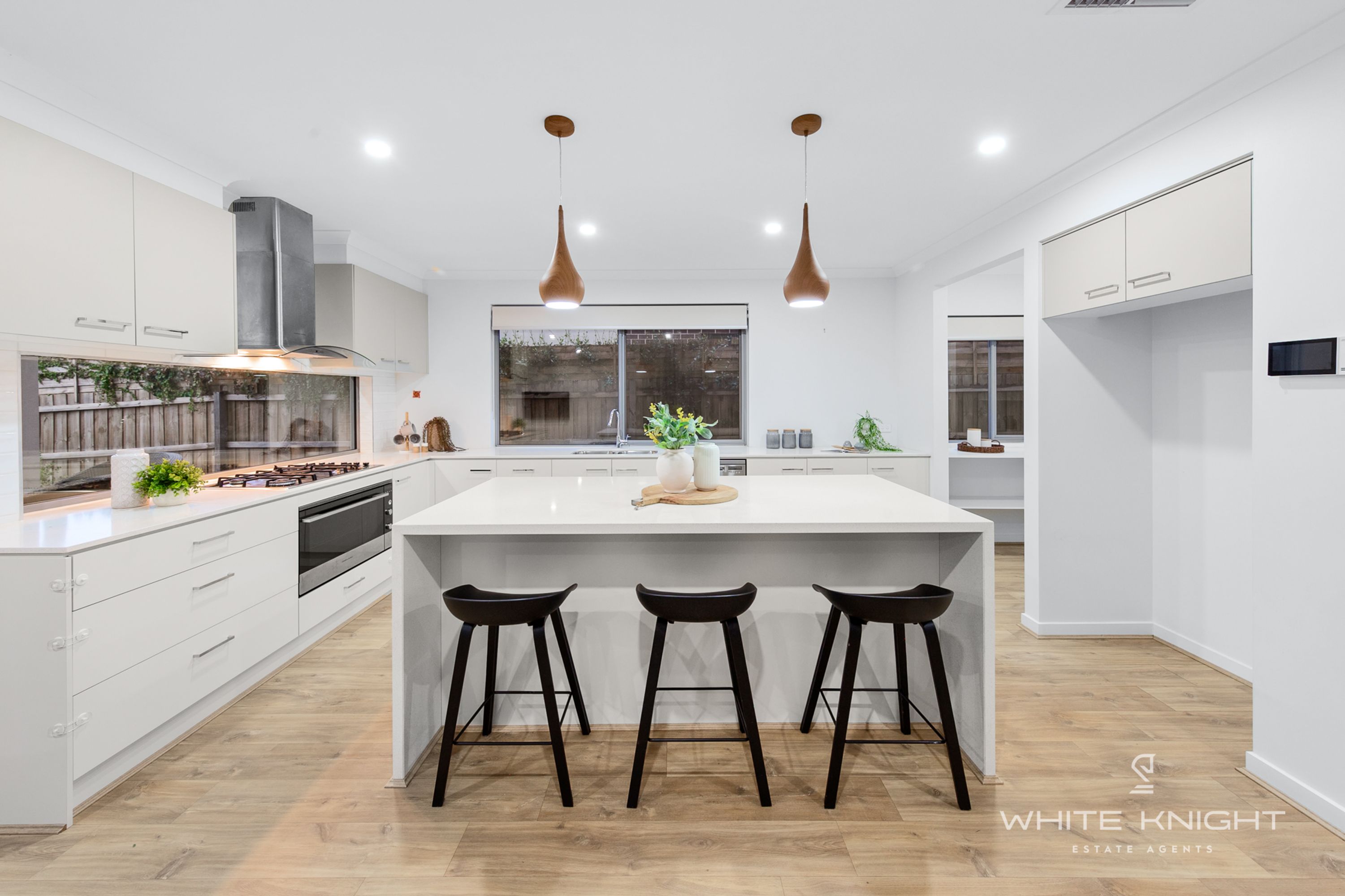126 Fields Street, Aintree VIC 3336, Aintree - Thumbnail 4