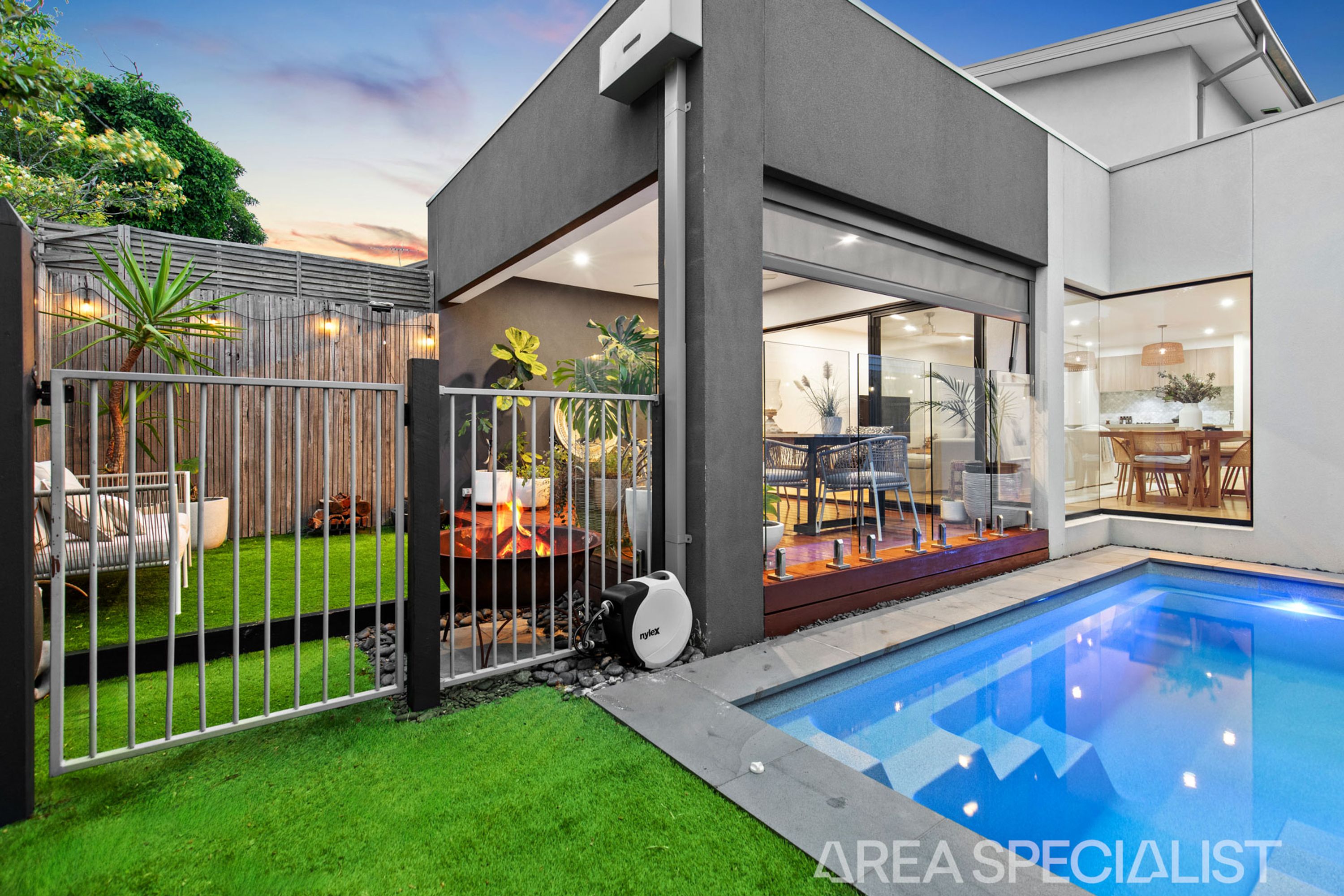 25 Gleneagles Avenue, Mornington - Image 1