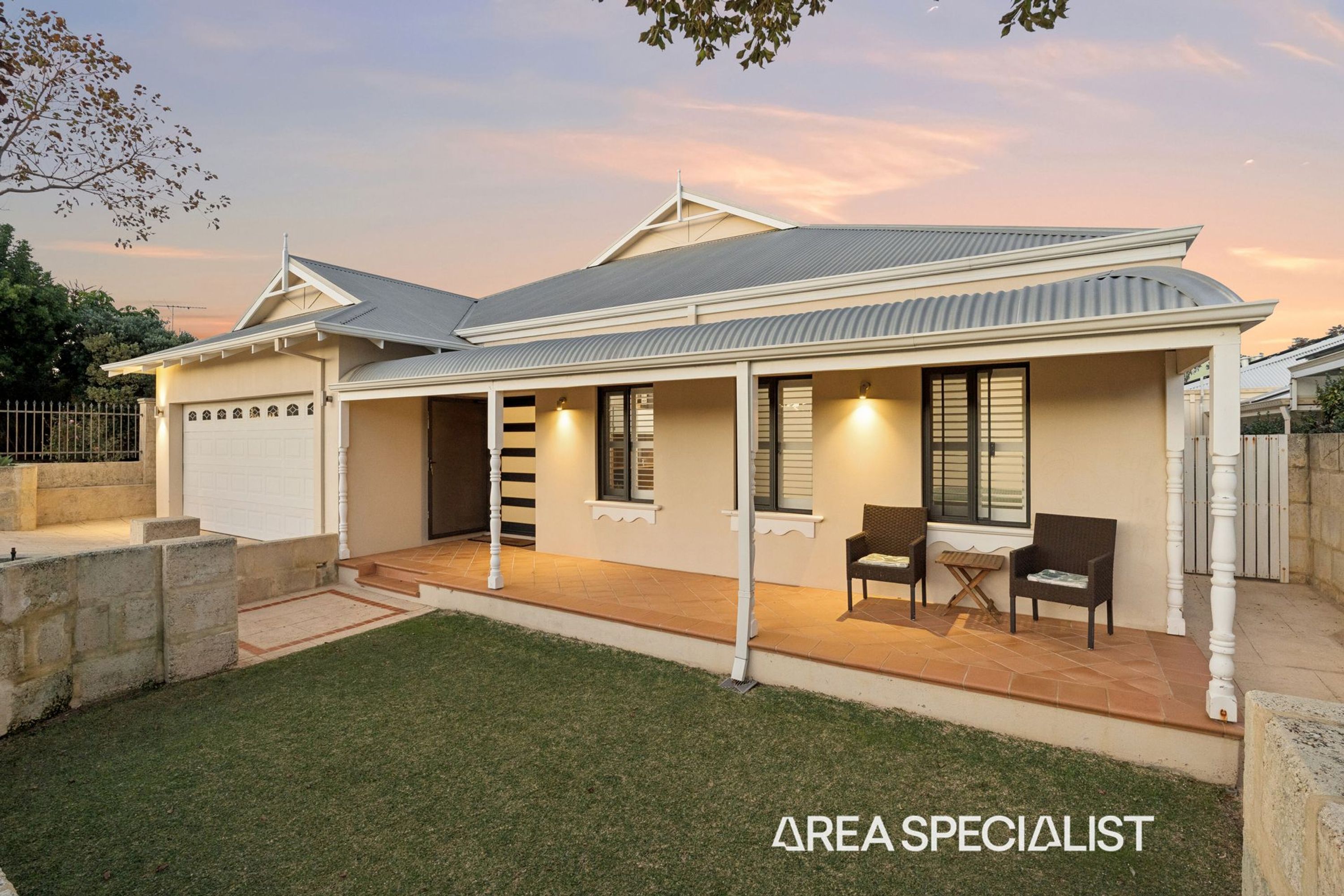 38 Nola Avenue, Scarborough, Scarborough - Thumbnail 2