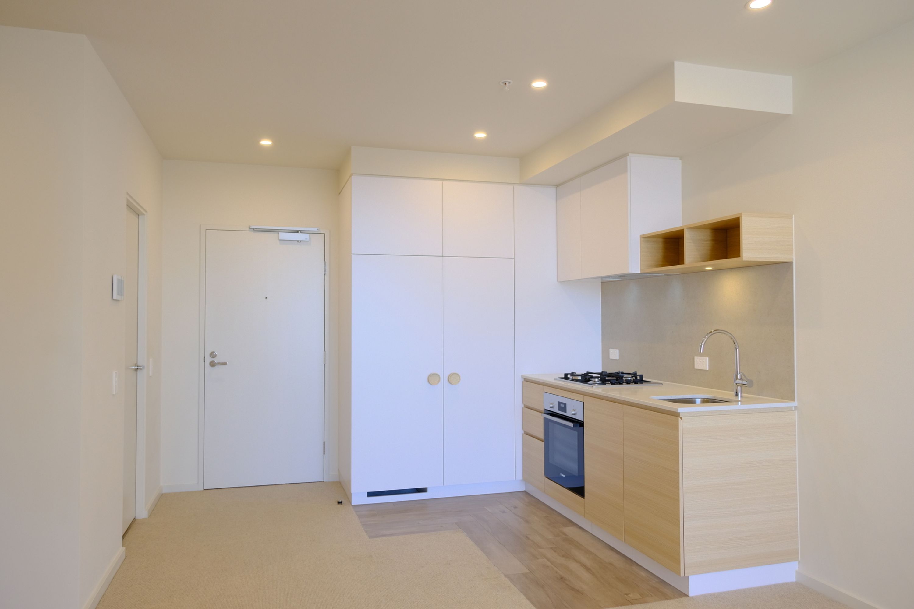 508/1 Village Mews, Doncaster - Thumbnail 2